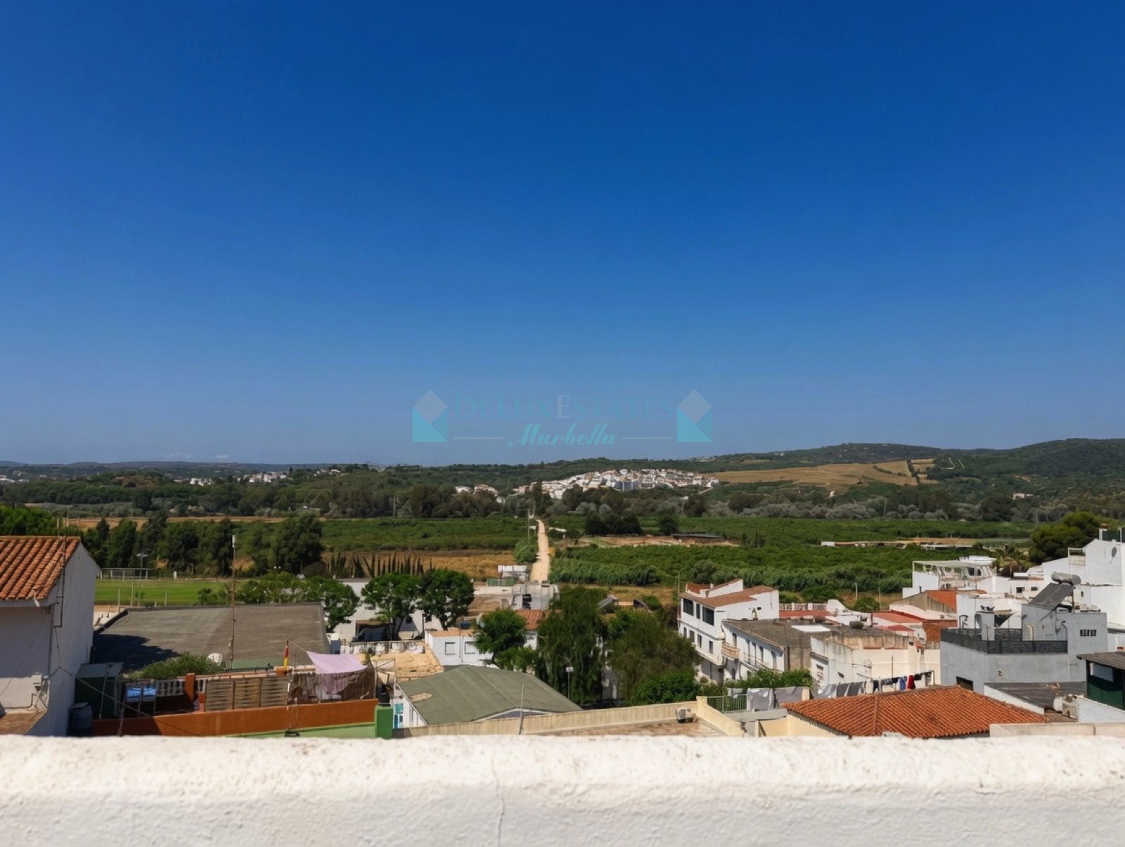 House for sale in San Enrique de Guadiaro