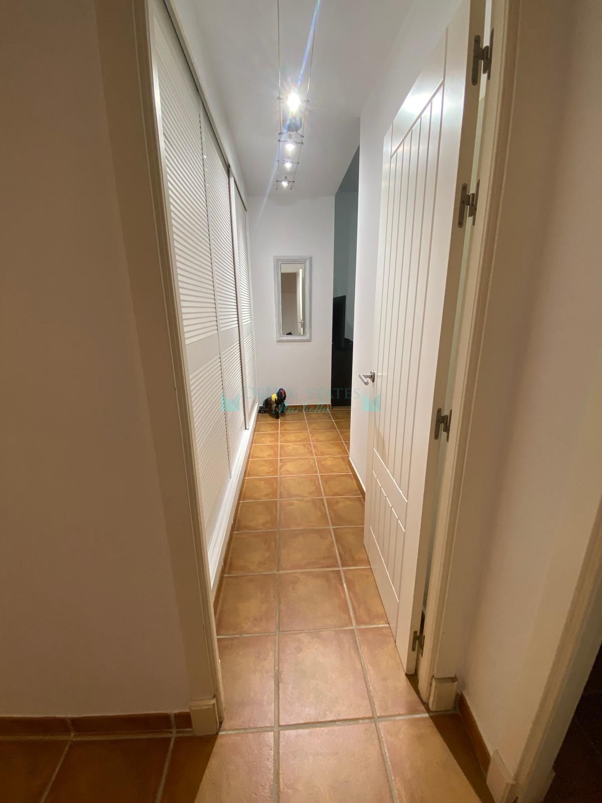 Ground Floor Apartment for sale in El Paraiso, Estepona