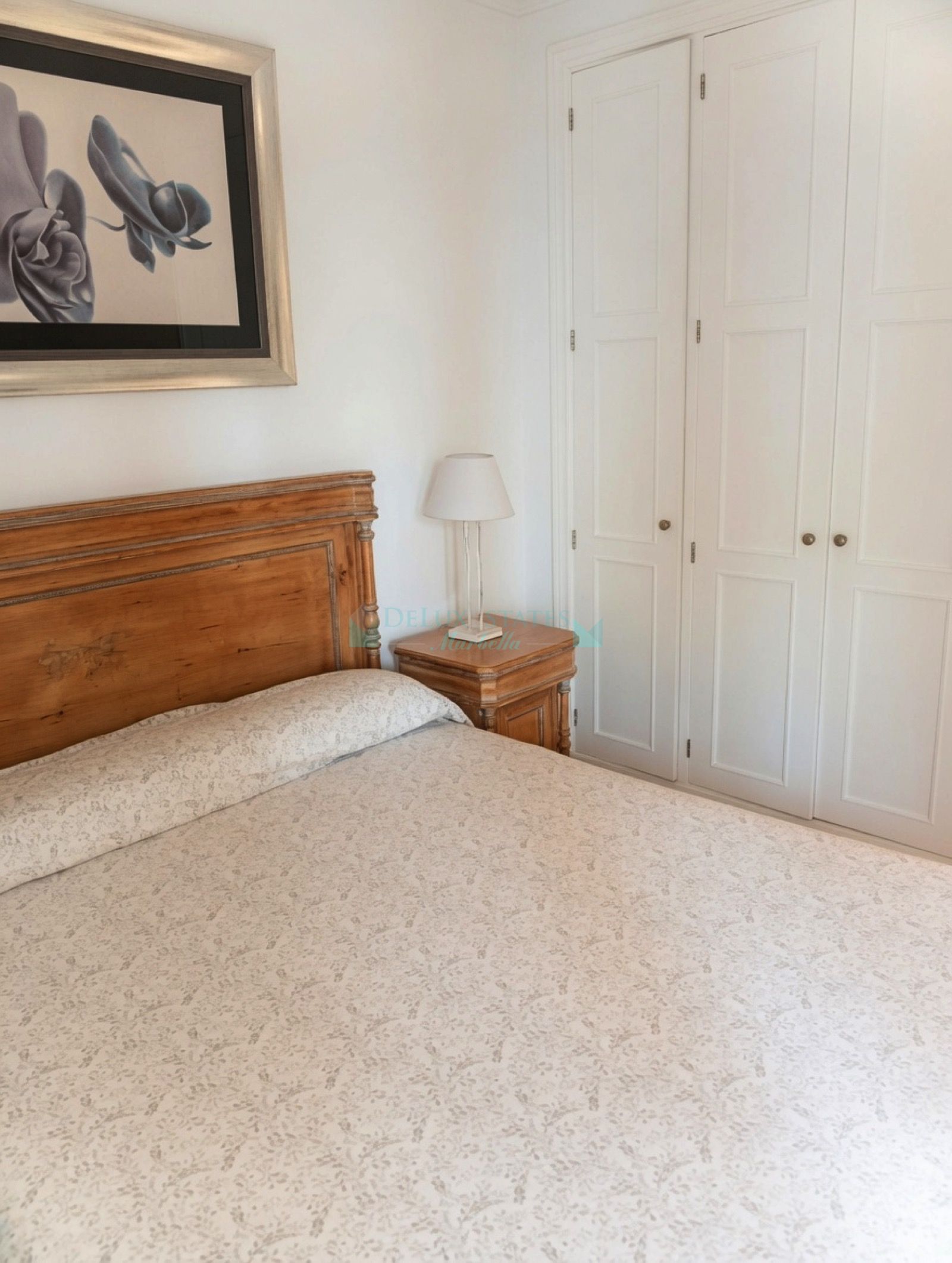 Apartment for sale in Beach Side Golden Mile, Marbella Golden Mile
