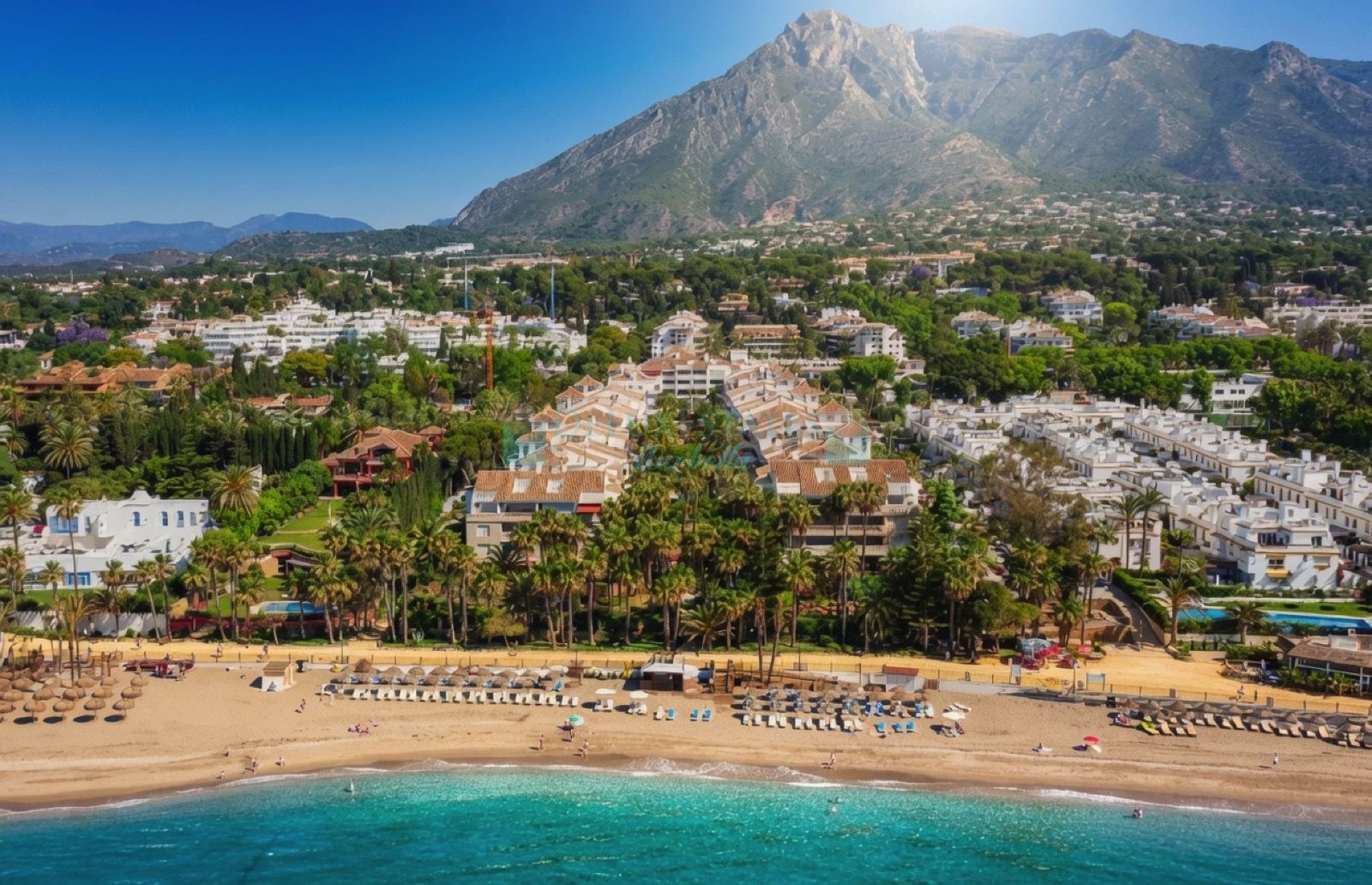 Apartment for sale in Beach Side Golden Mile, Marbella Golden Mile