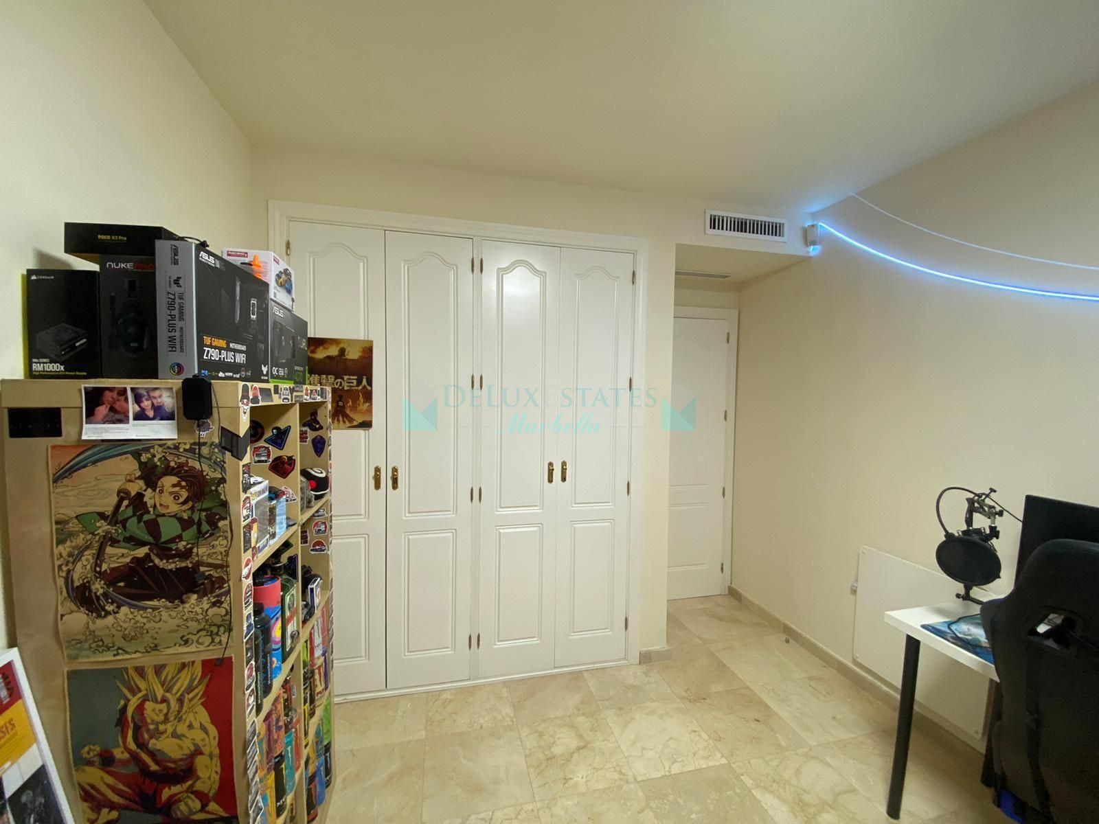 Ground Floor Apartment for sale in El Campanario, Estepona