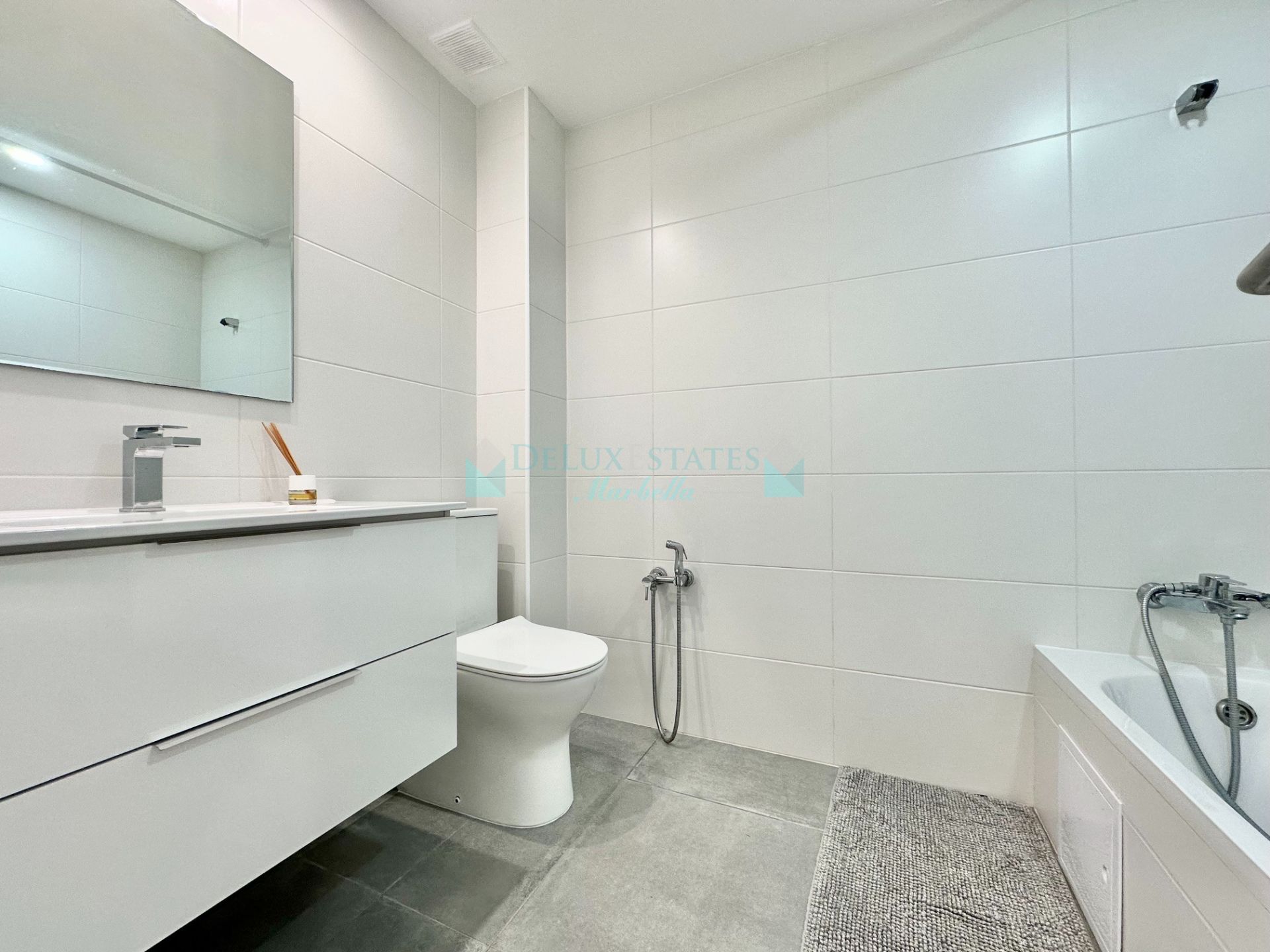 Ground Floor Apartment for rent in Costalita, Estepona