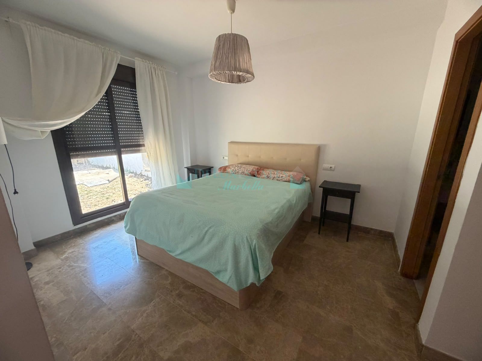 Apartamento Planta Baja en venta en Selwo, Estepona
