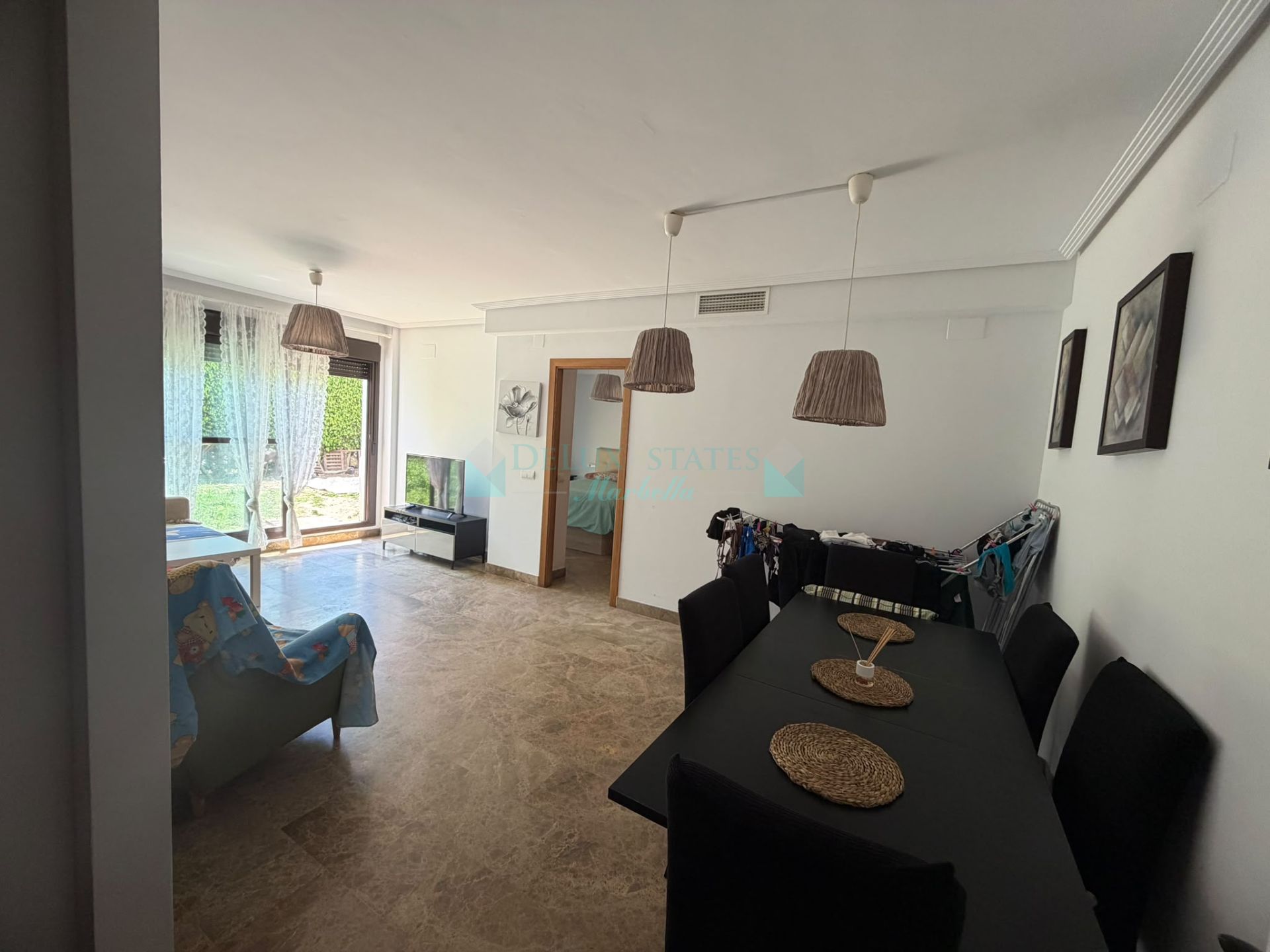 Apartamento Planta Baja en venta en Selwo, Estepona