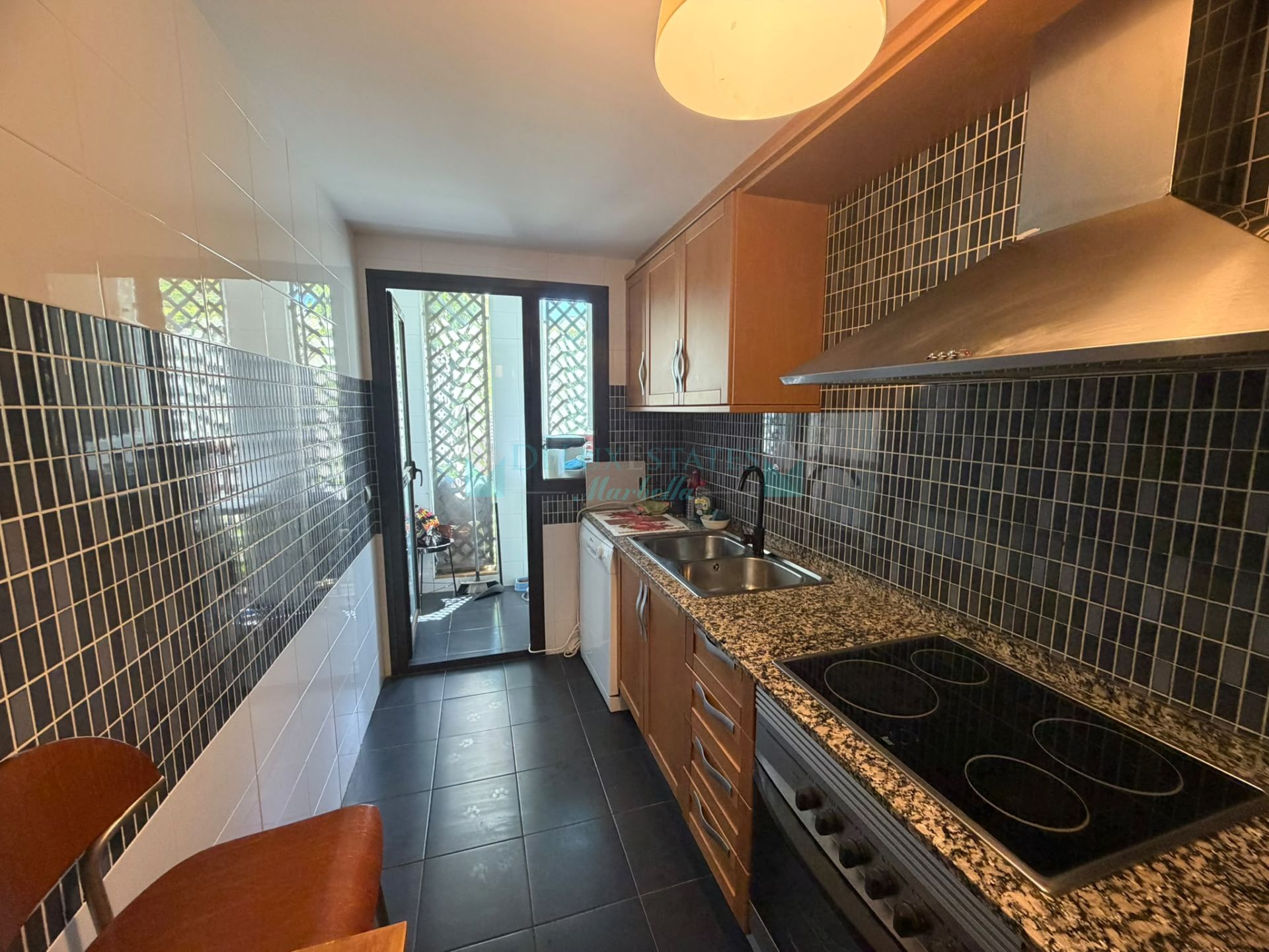 Apartamento Planta Baja en venta en Selwo, Estepona
