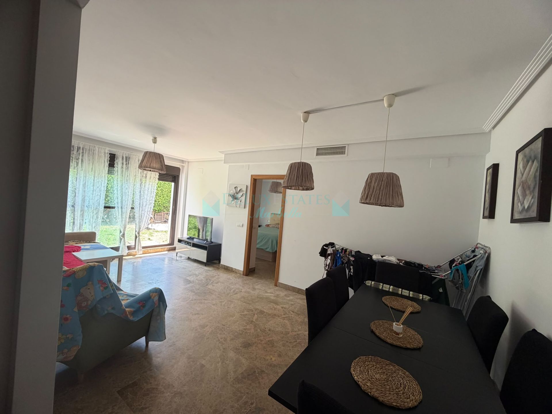 Apartamento Planta Baja en venta en Selwo, Estepona