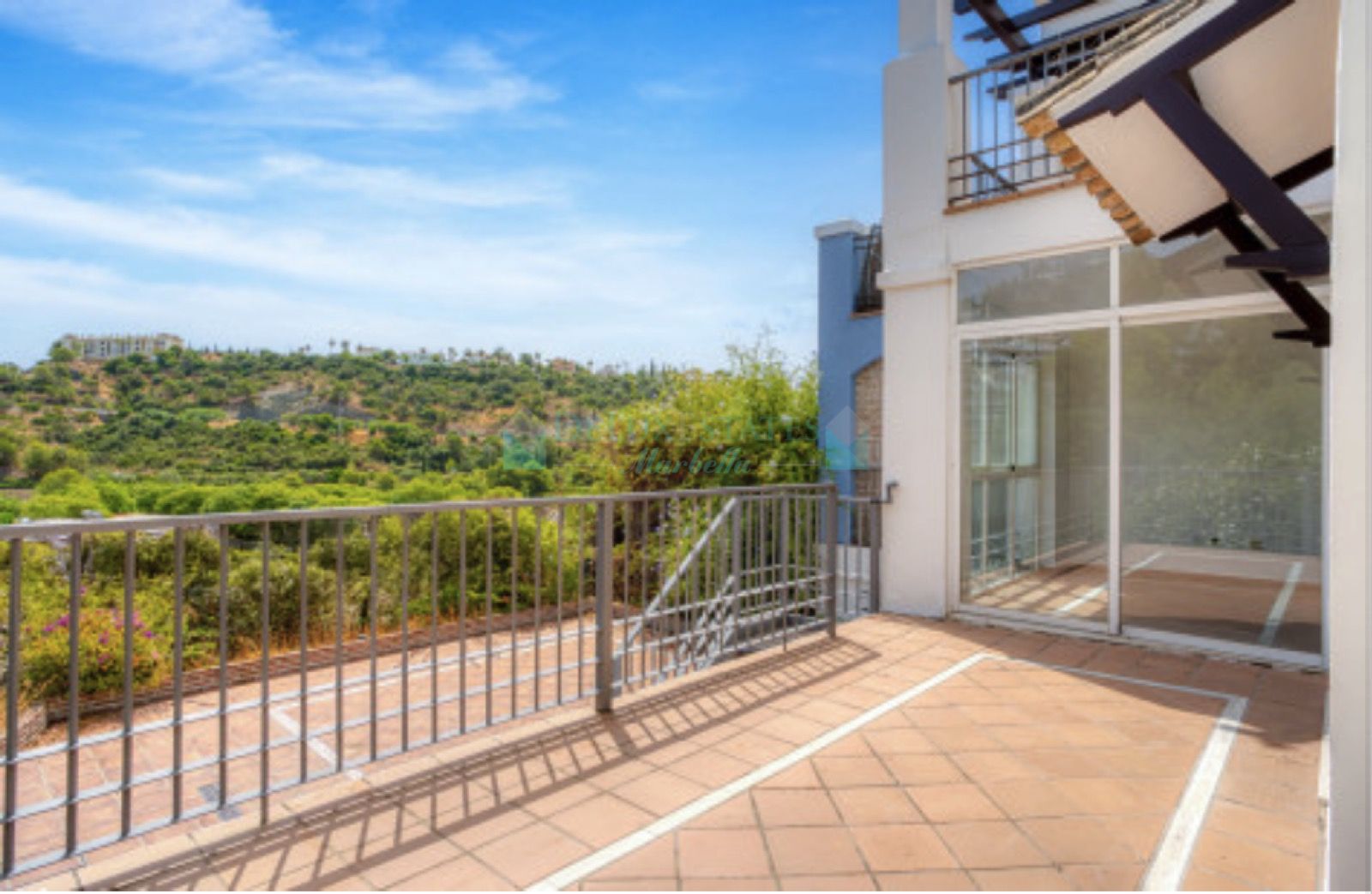 Town House for sale in Los Arqueros, Benahavis