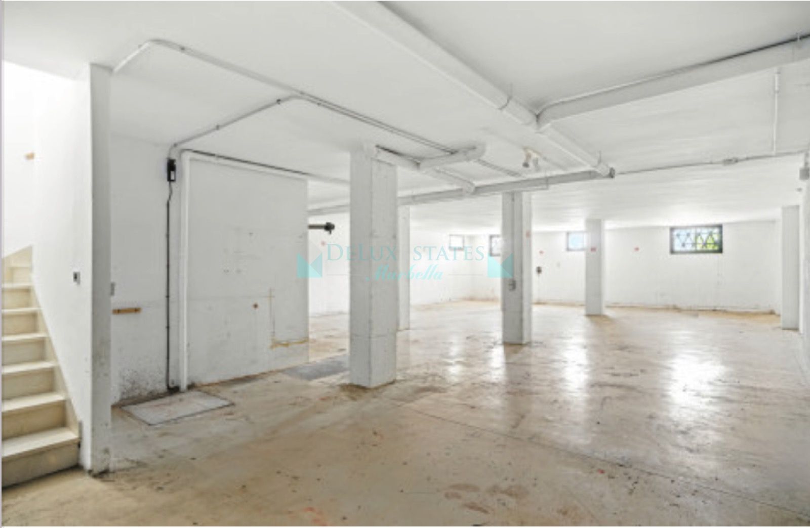 Town House for sale in Los Arqueros, Benahavis