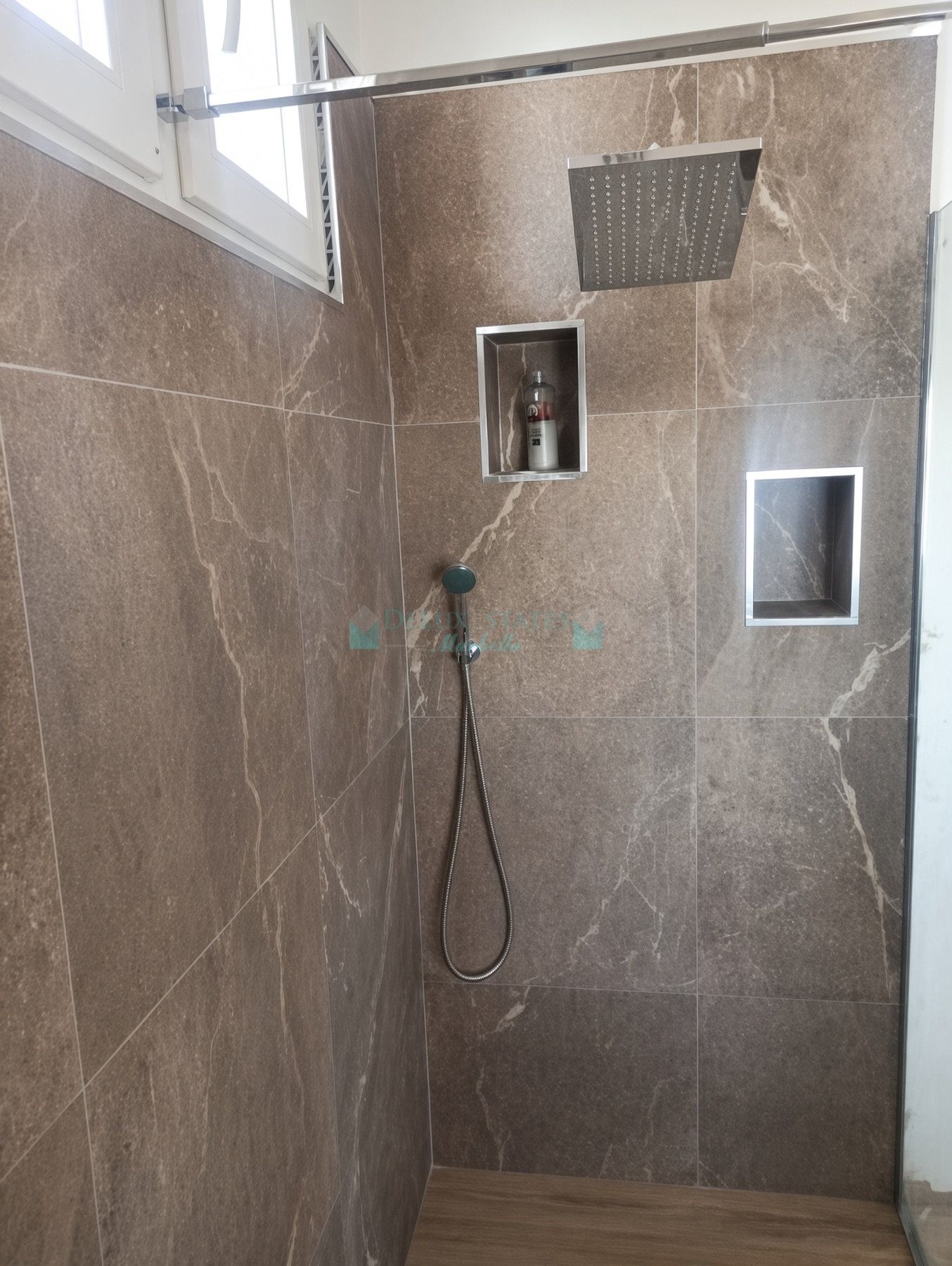 House for sale in Benahavis