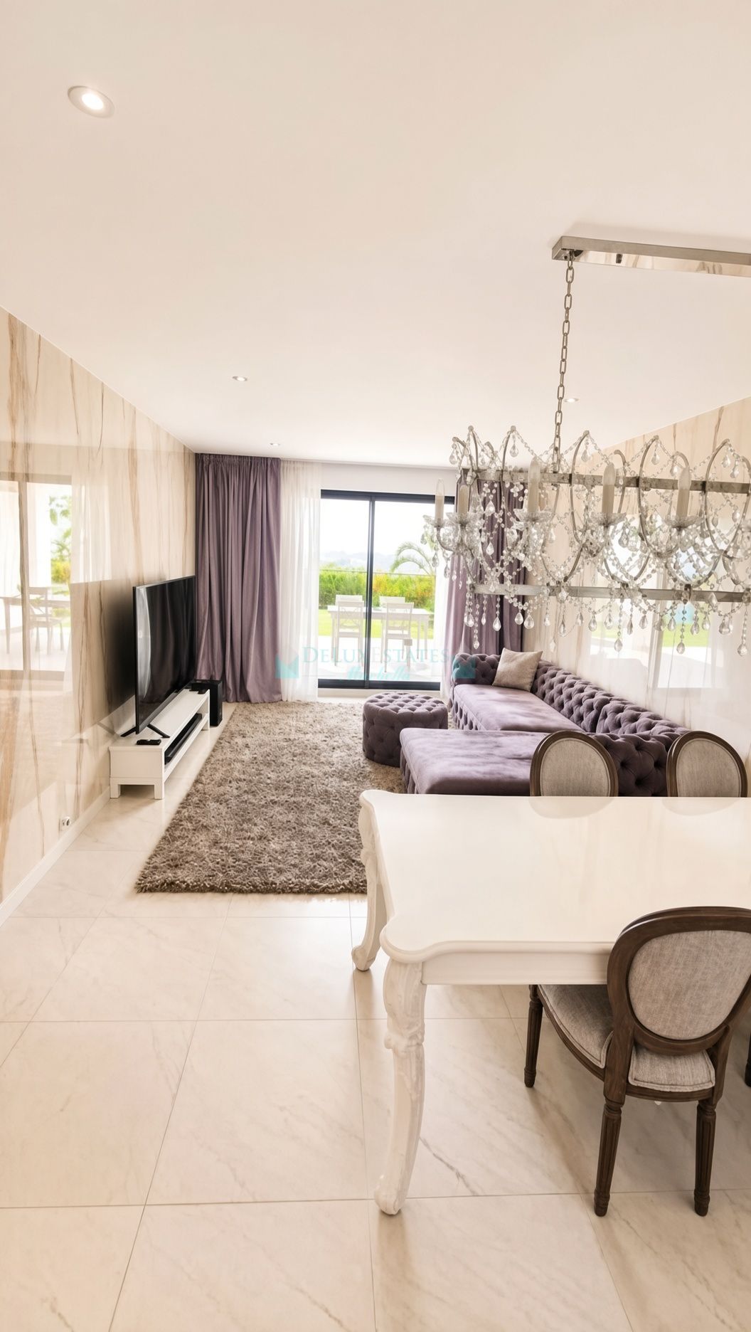 Ground Floor Apartment for sale in Altos de Estepona, Estepona