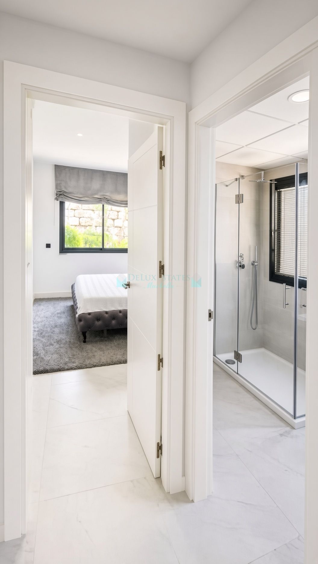 Ground Floor Apartment for sale in Altos de Estepona, Estepona