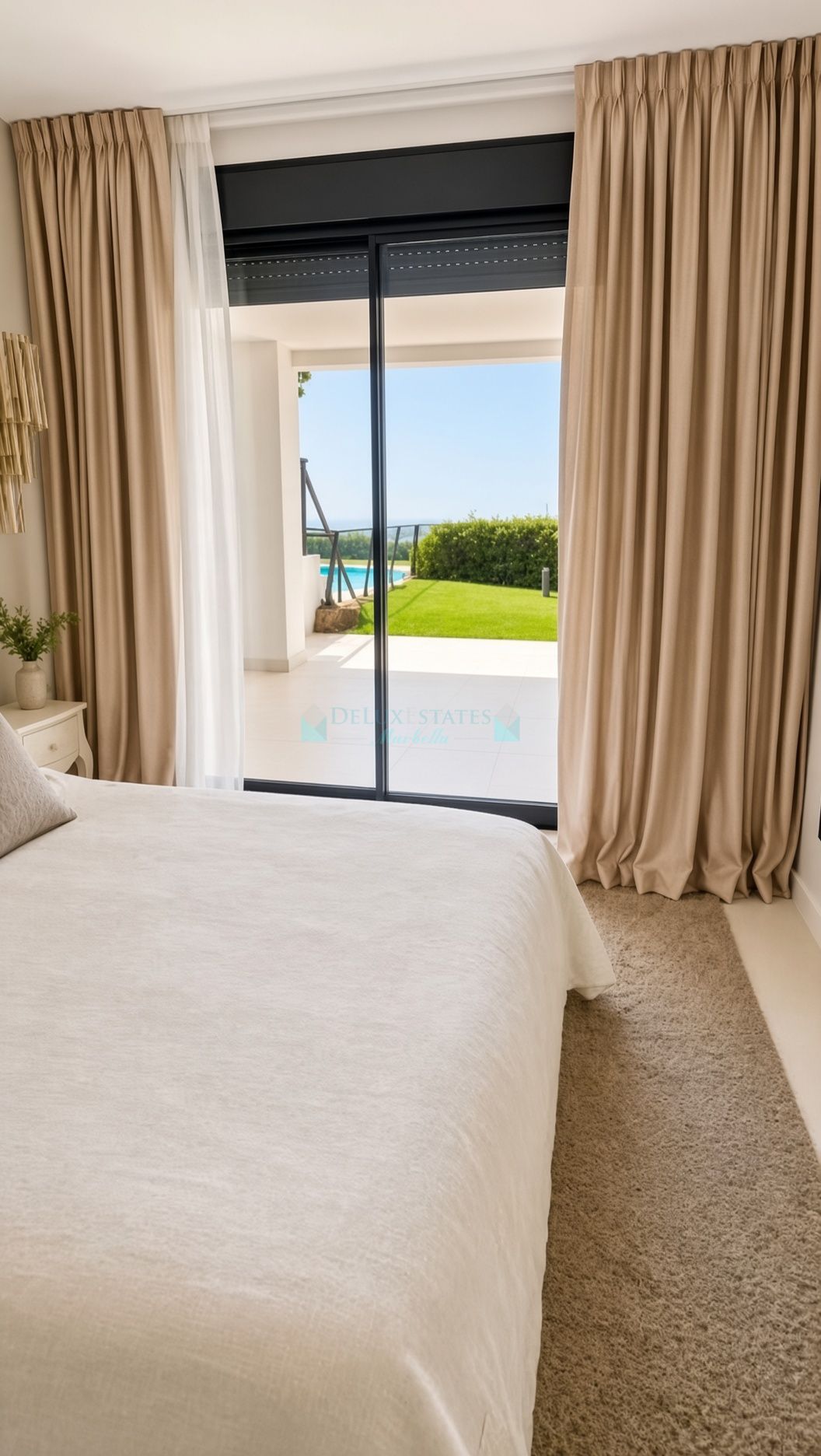 Ground Floor Apartment for sale in Altos de Estepona, Estepona