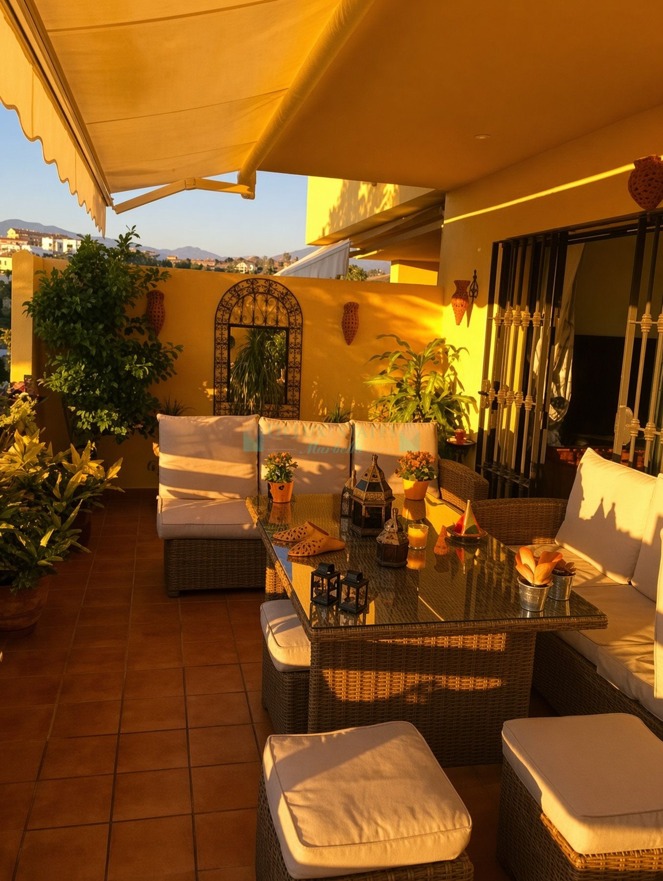 Ground Floor Apartment for sale in Las Joyas, Estepona