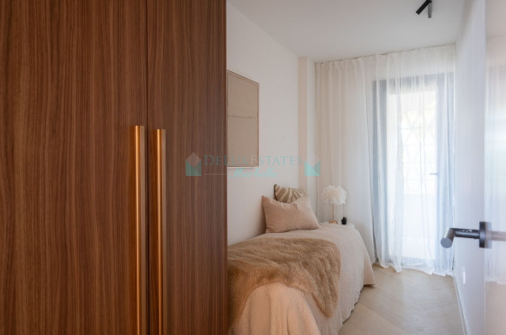 Apartment for sale in Cumbres del Rodeo, Nueva Andalucia