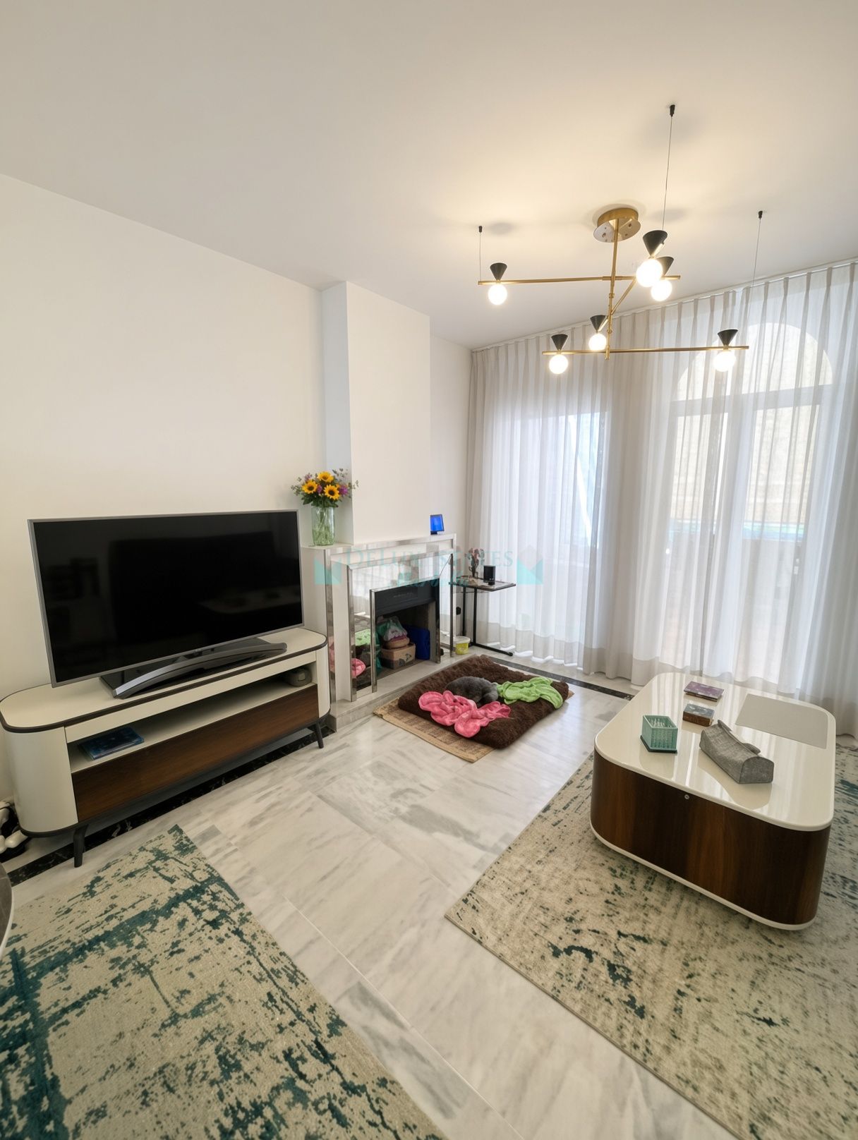 Duplex for sale in Playa de la Fontanilla, Marbella