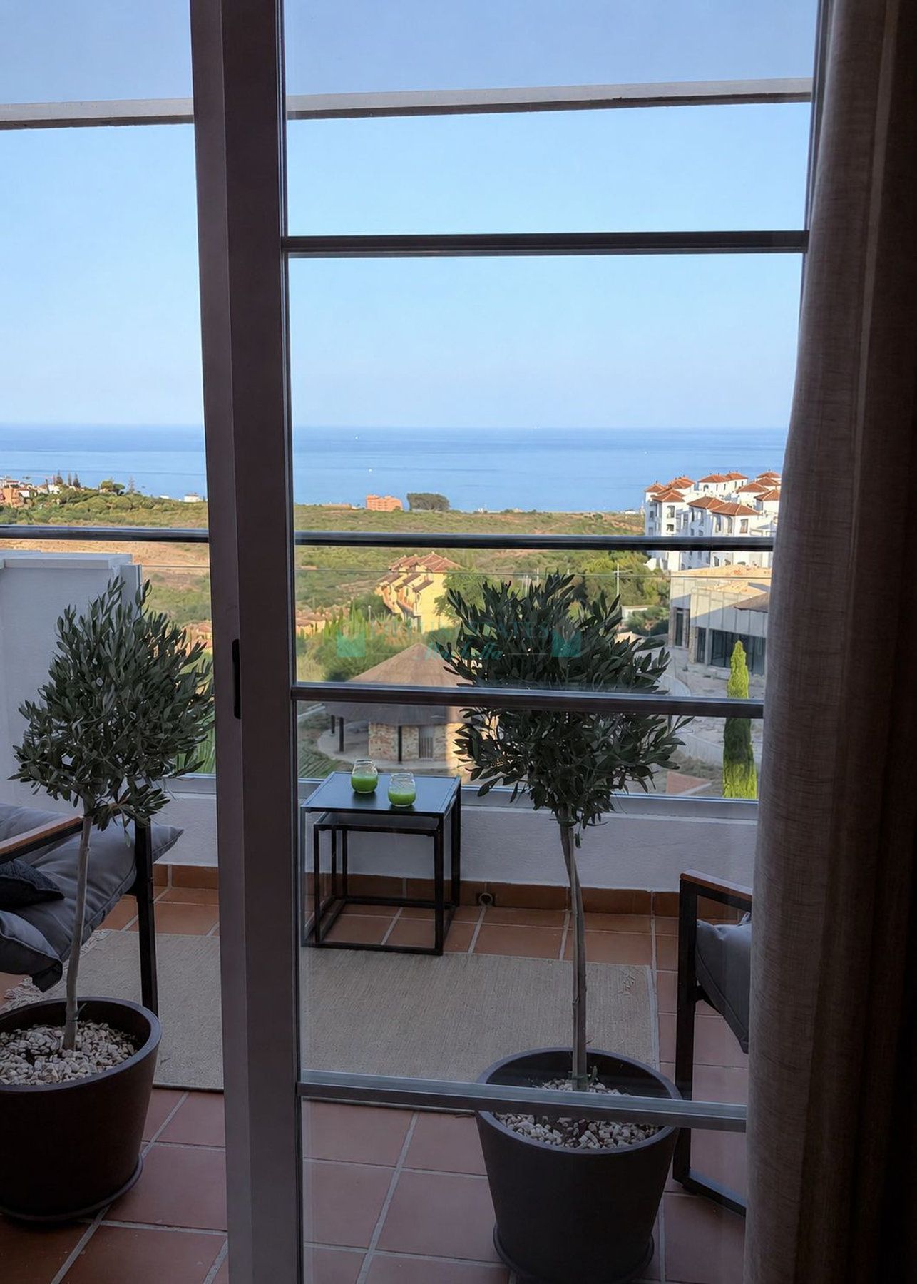 Penthouse for sale in Alcorrín, Manilva