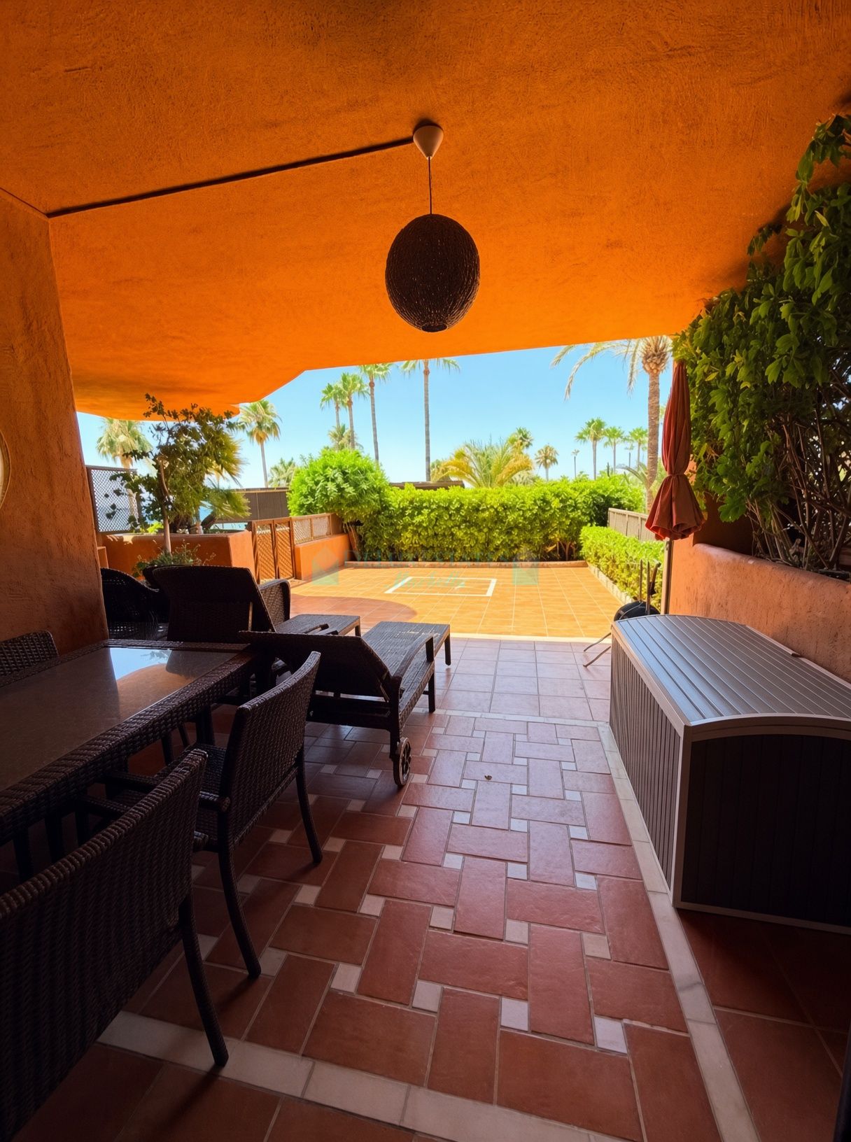 Apartamento Planta Baja en venta en Mar Azul, Estepona