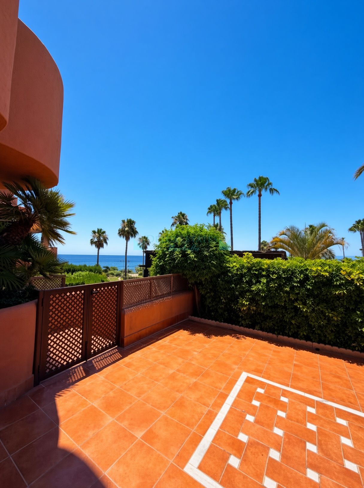 Apartamento Planta Baja en venta en Mar Azul, Estepona