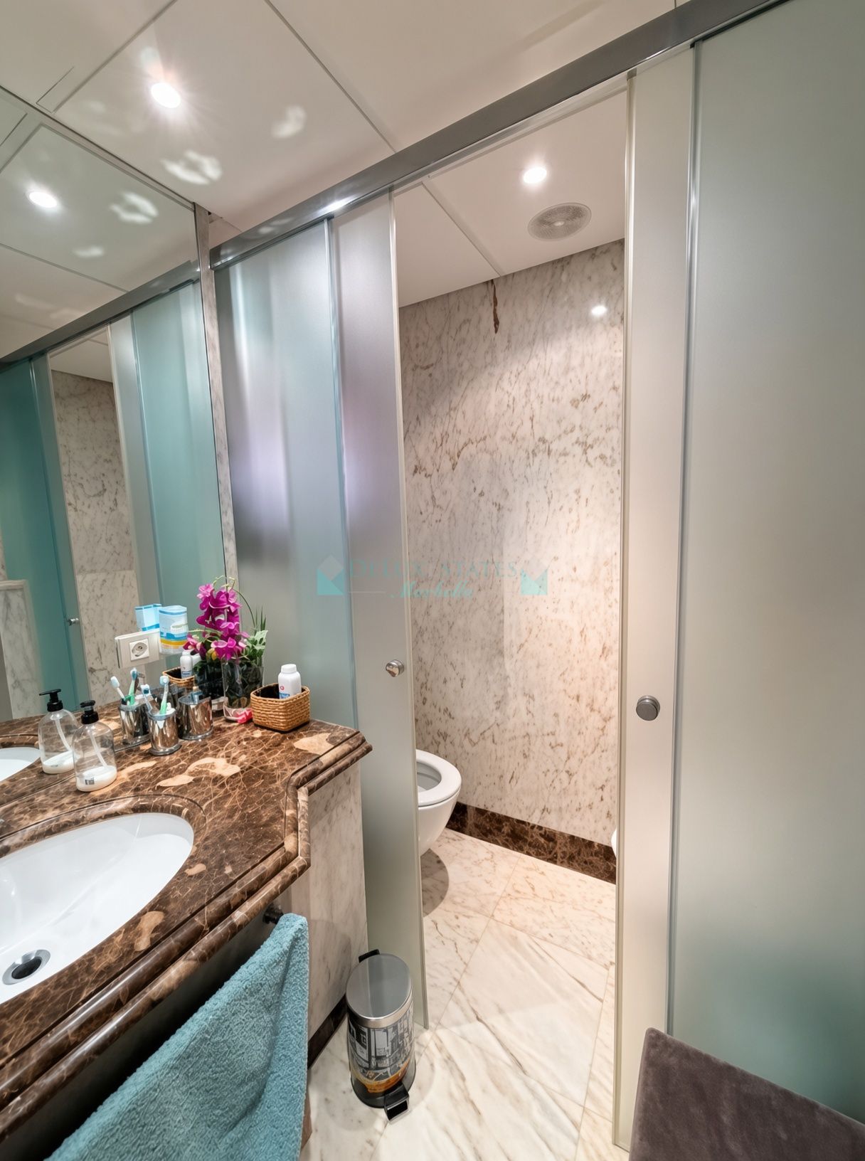 Apartamento Planta Baja en venta en Mar Azul, Estepona