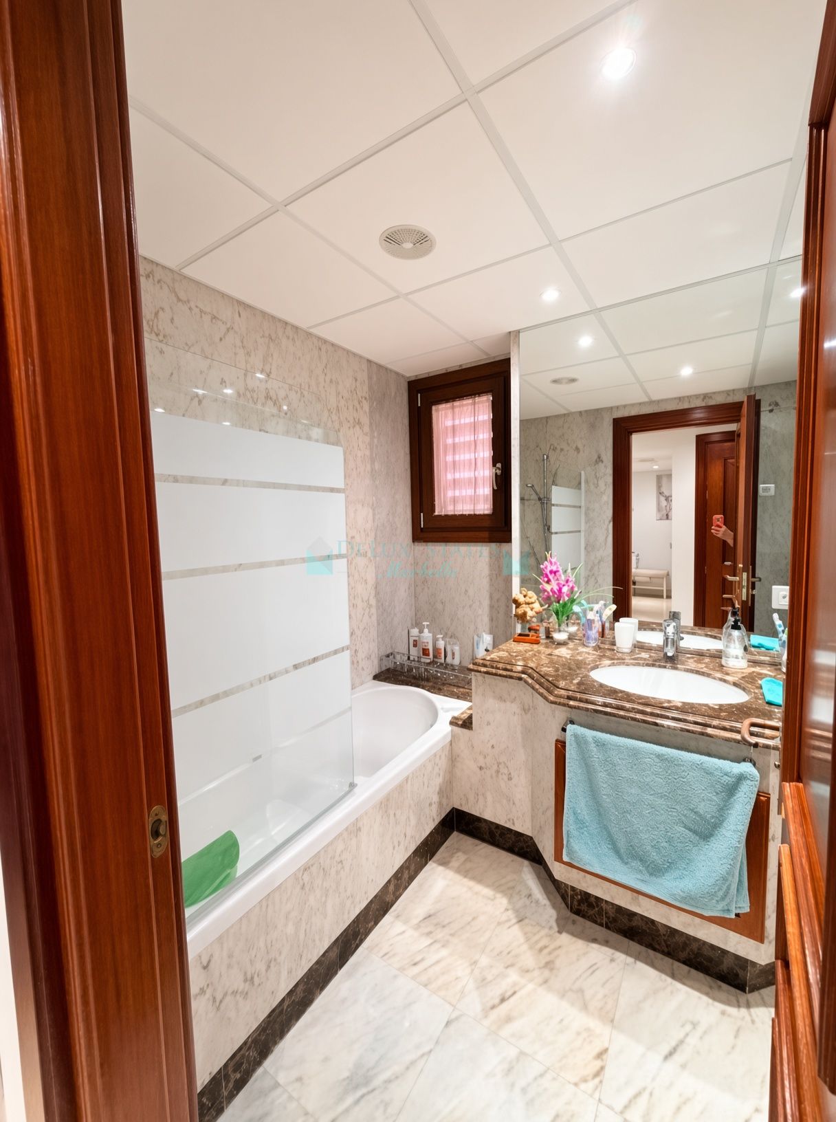 Apartamento Planta Baja en venta en Mar Azul, Estepona