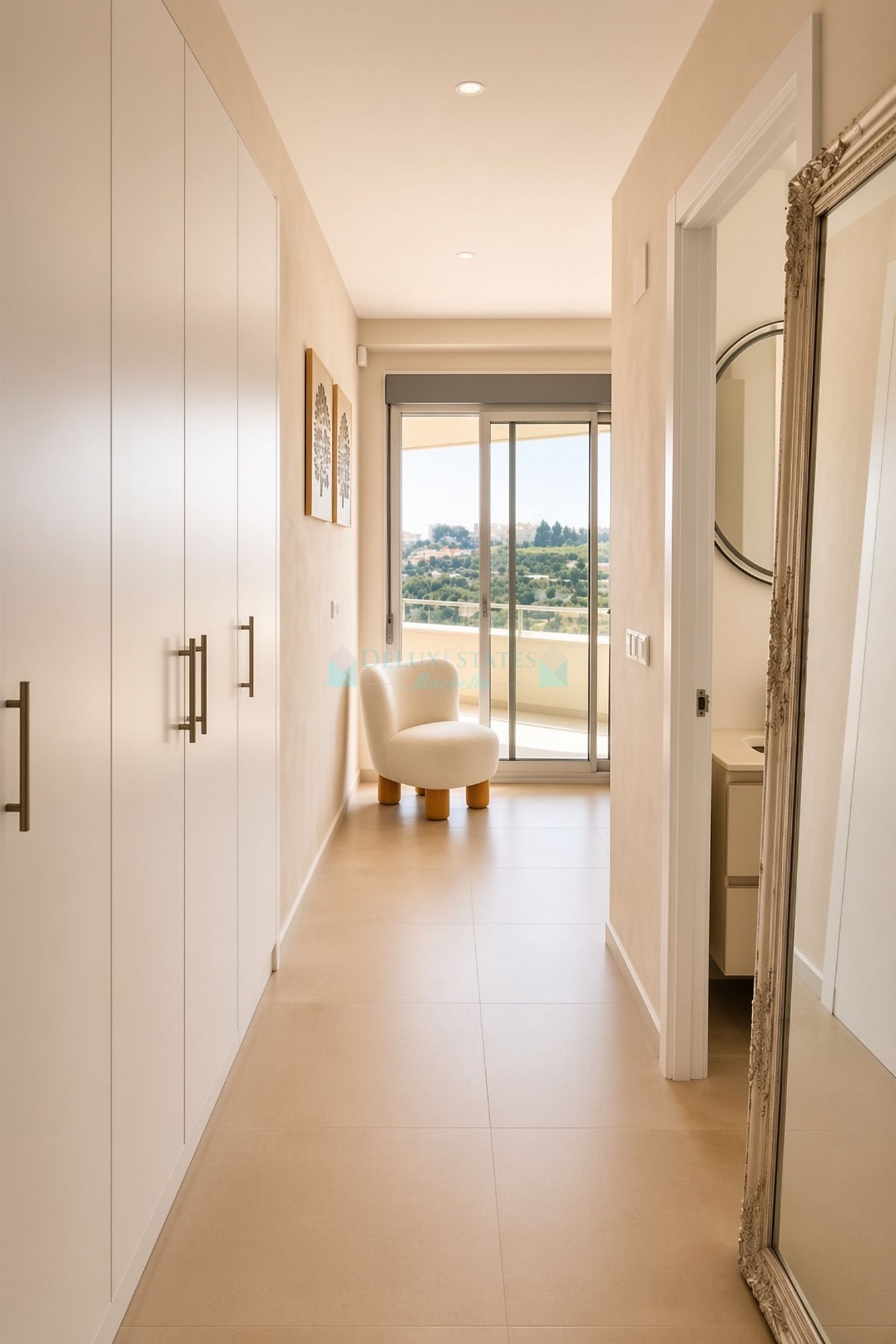 Apartamento en venta en Cancelada, Estepona
