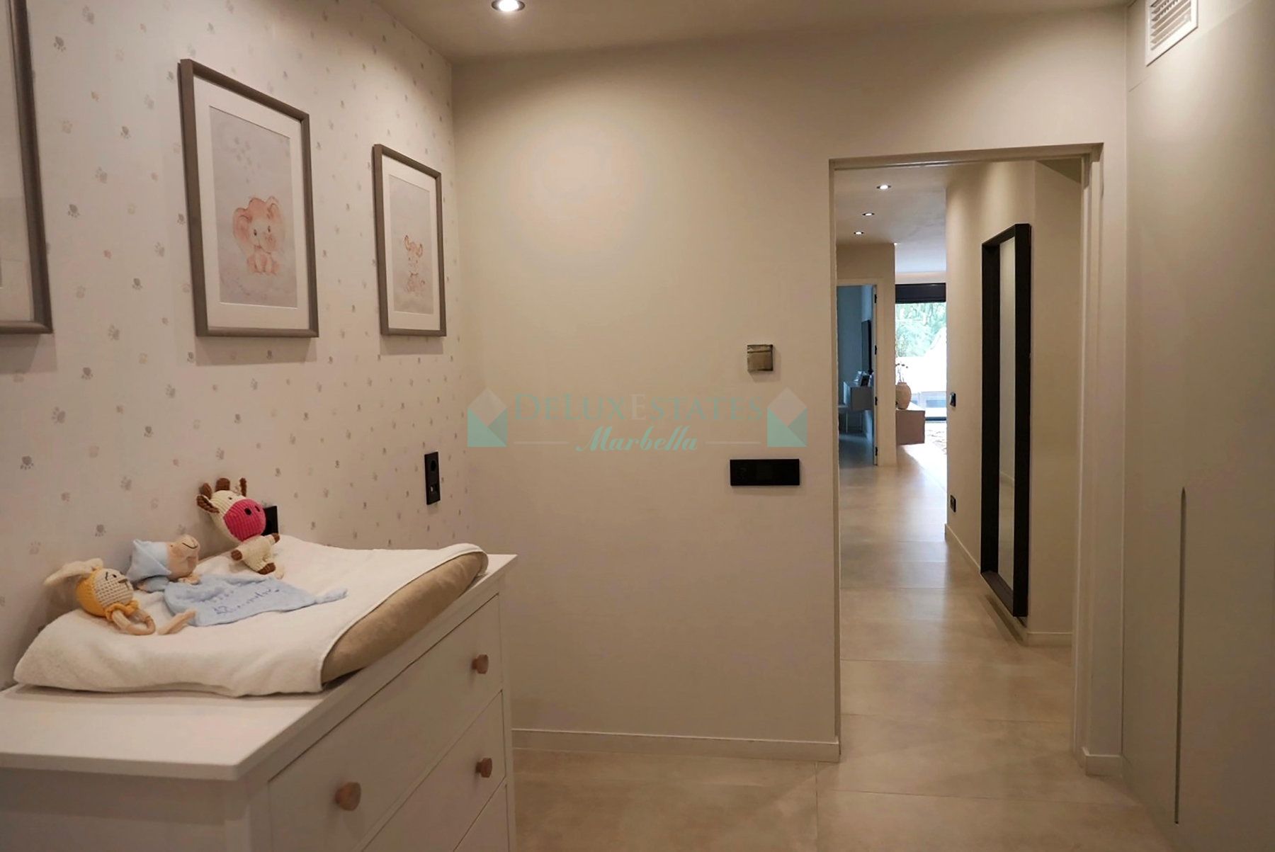Apartamento Planta Baja en venta en La Maestranza, Nueva Andalucia