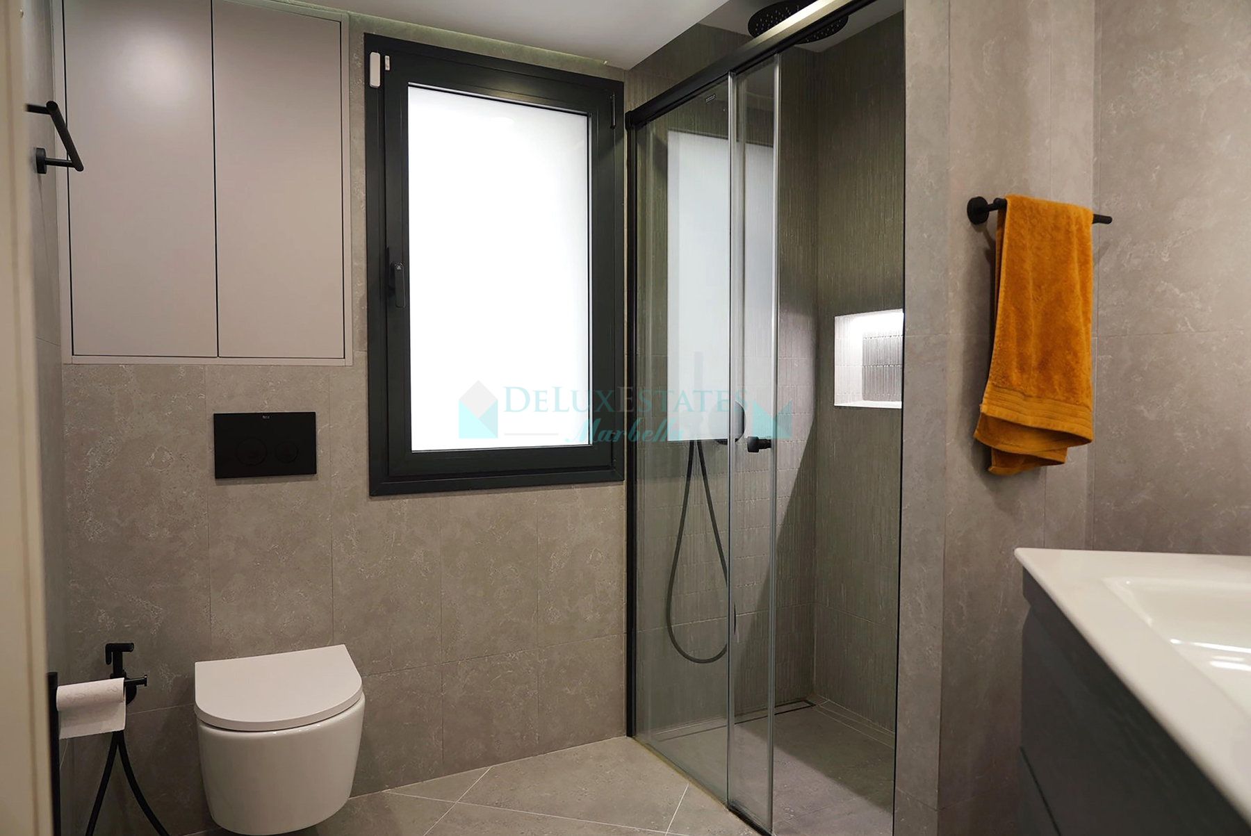 Apartamento Planta Baja en venta en La Maestranza, Nueva Andalucia