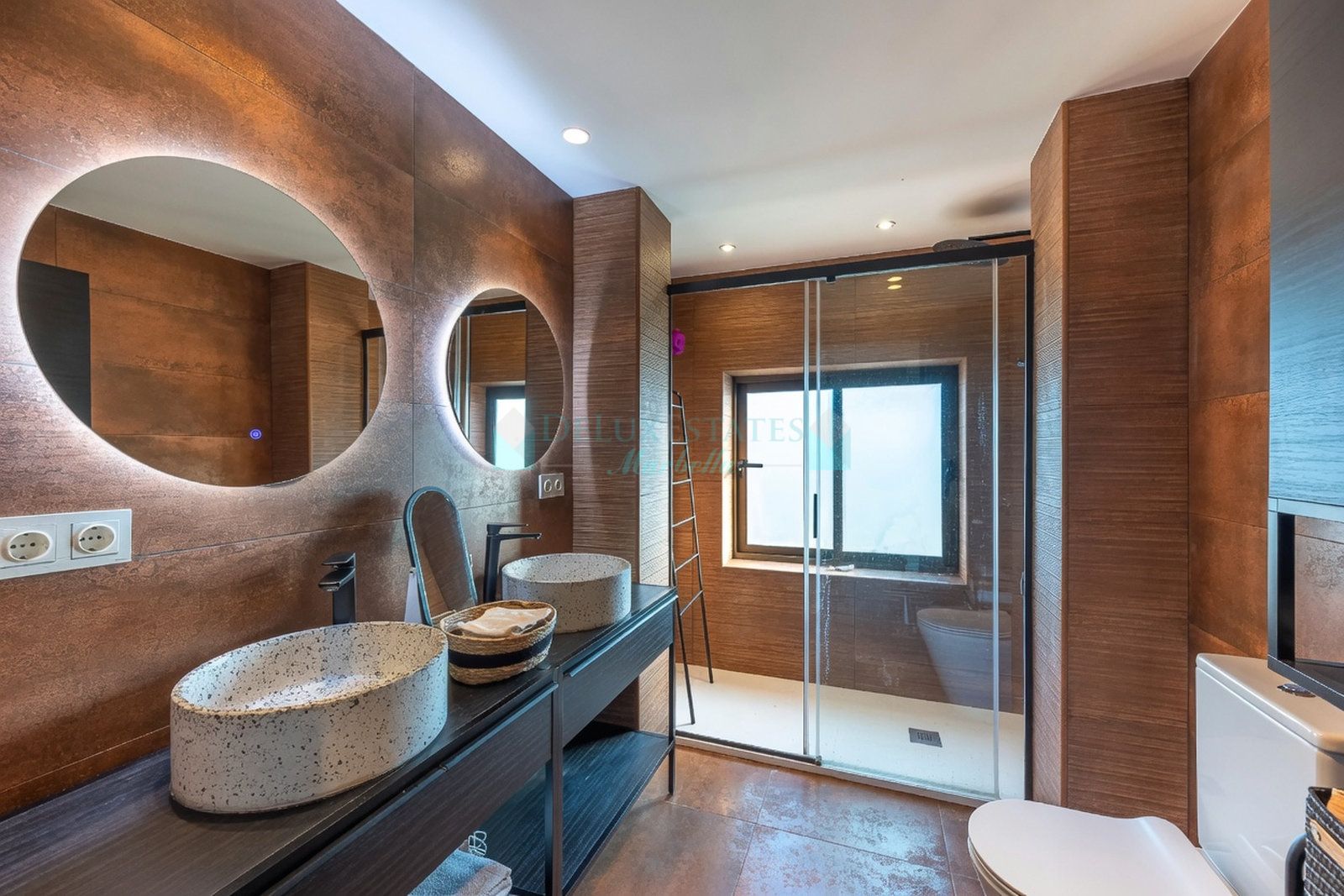 Duplex Penthouse for sale in La Cartuja del Golf, Estepona