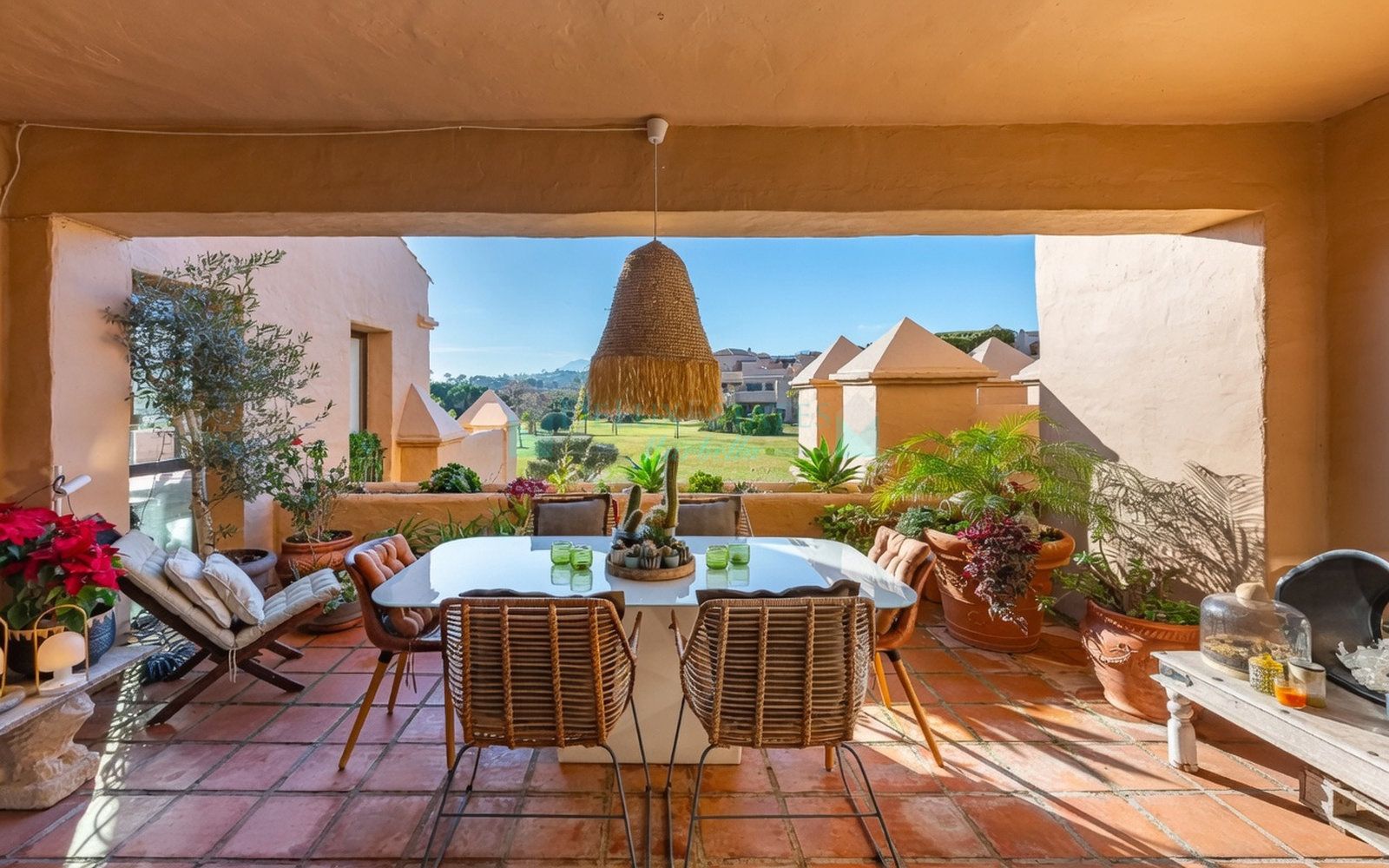 Duplex Penthouse for sale in La Cartuja del Golf, Estepona