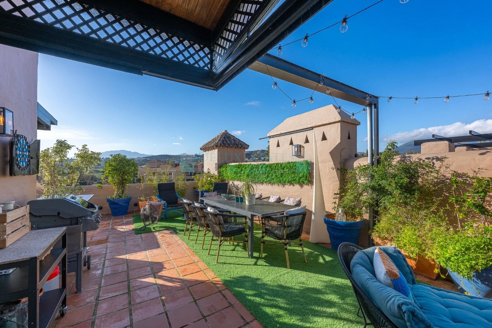 Duplex Penthouse for sale in La Cartuja del Golf, Estepona