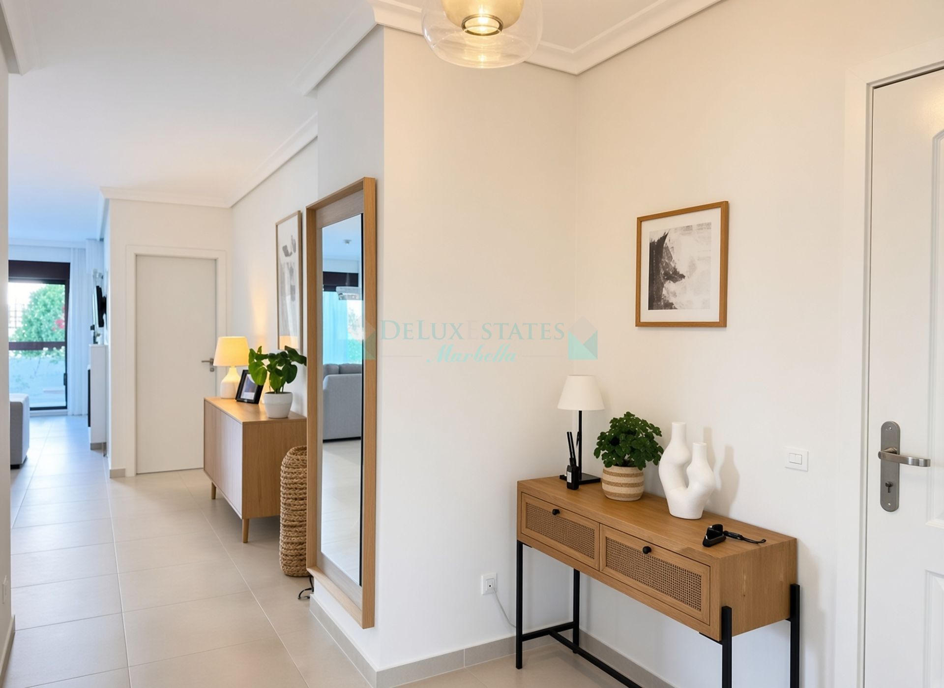 Apartment for sale in La Maestranza, Nueva Andalucia