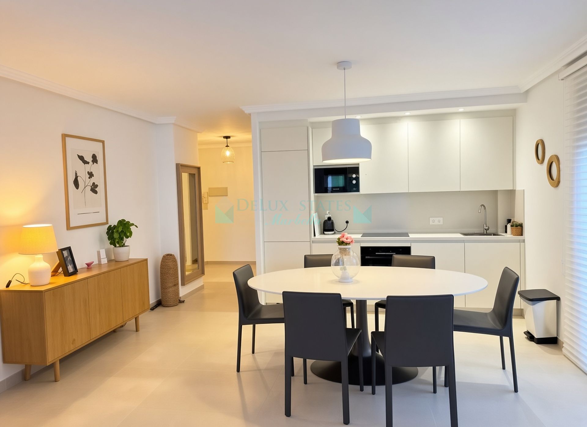 Apartment for sale in La Maestranza, Nueva Andalucia