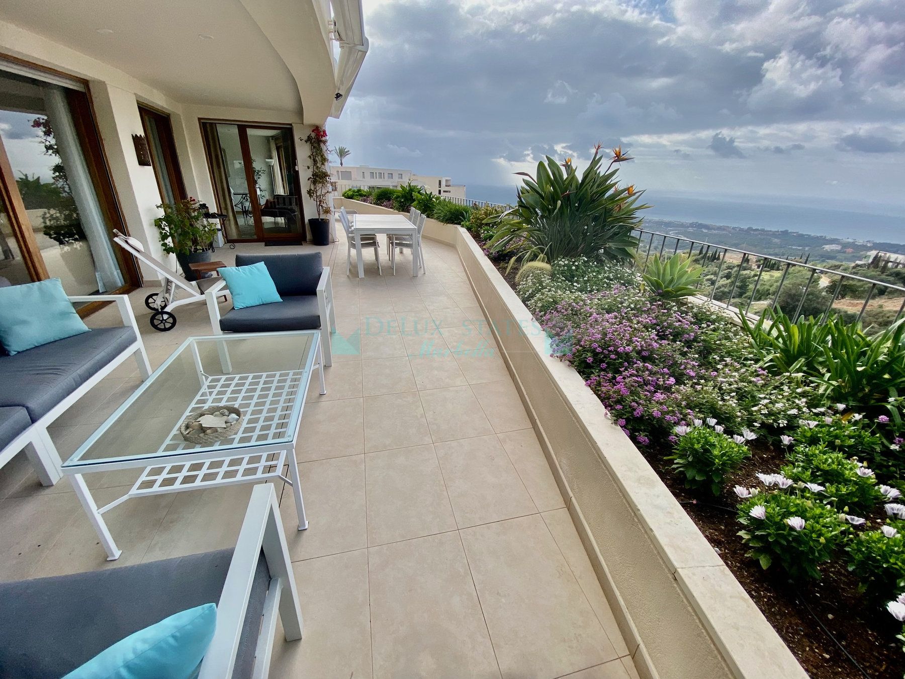 Apartment for sale in Los Altos de los Monteros, Marbella East