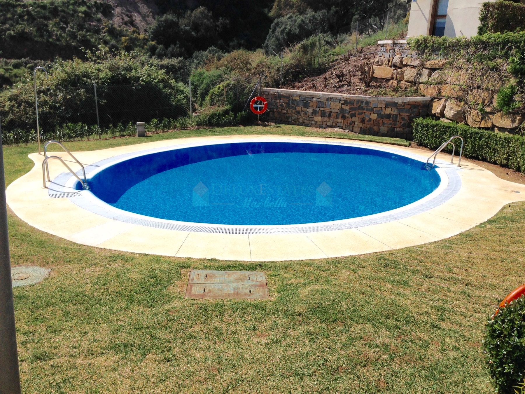 Apartment for sale in Los Altos de los Monteros, Marbella East