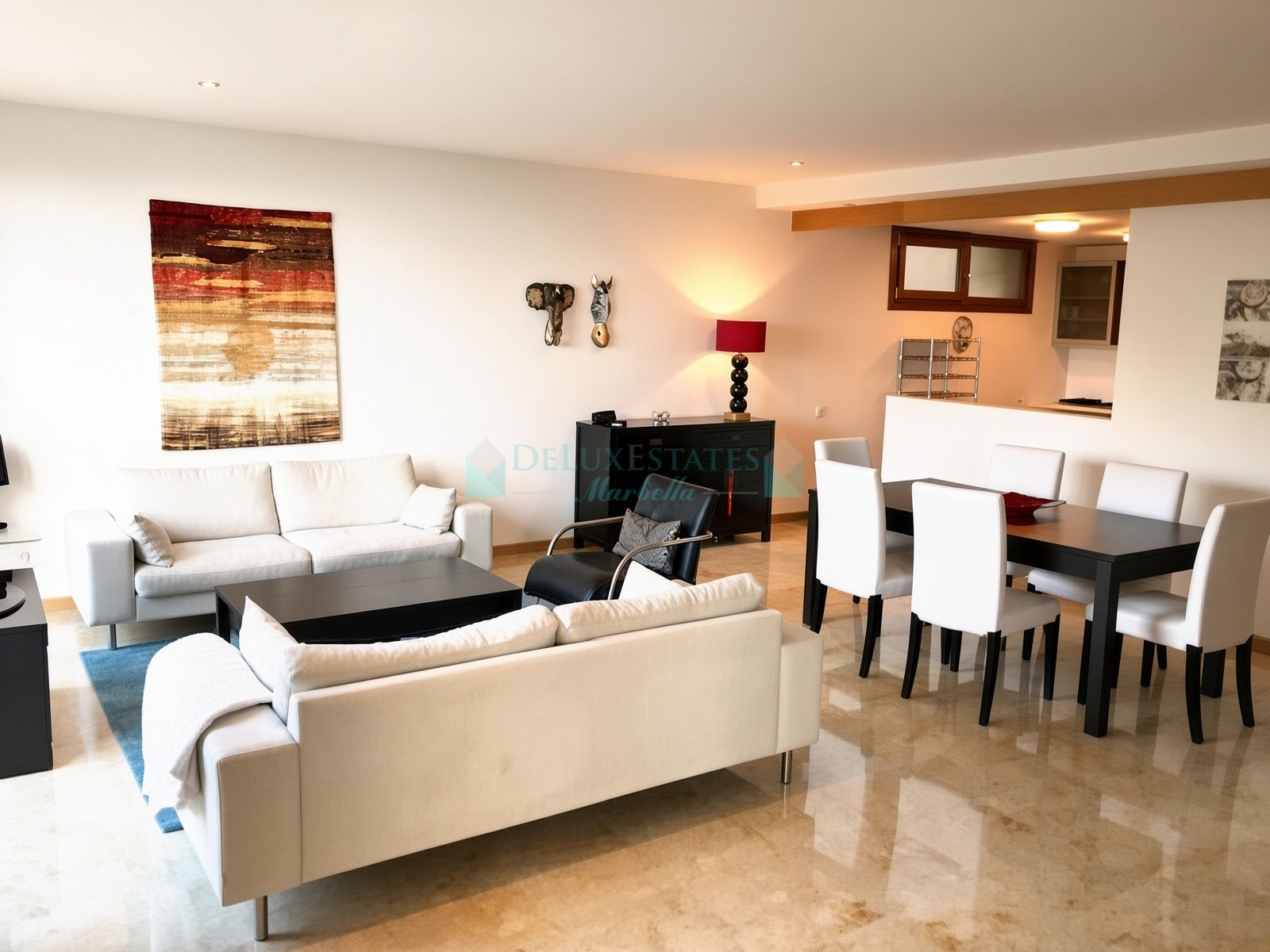 Apartamento en venta en Los Altos de los Monteros, Marbella Este