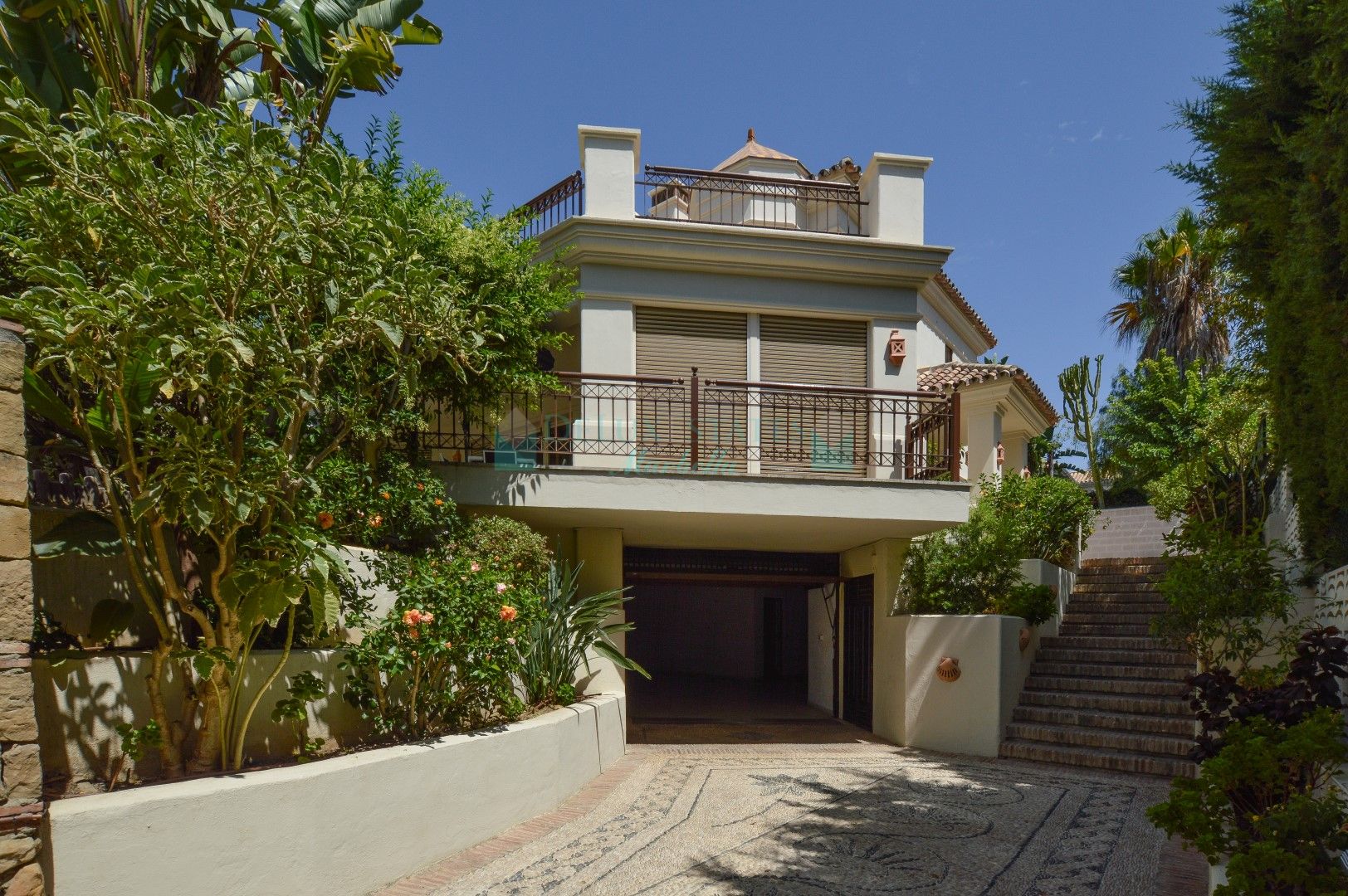 Villa en venta en Costabella, Marbella Este