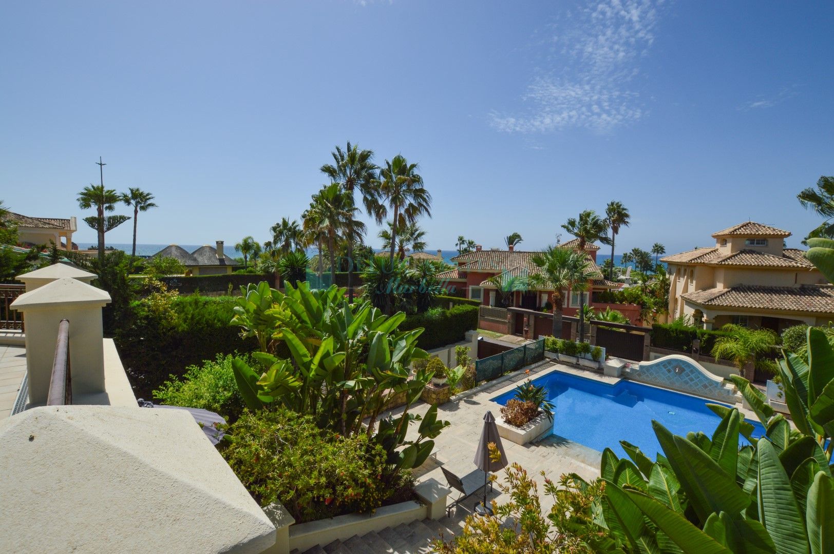 Villa en venta en Costabella, Marbella Este