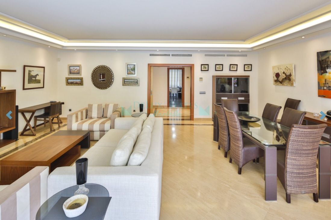 Apartment for rent in Marbella - Puerto Banus