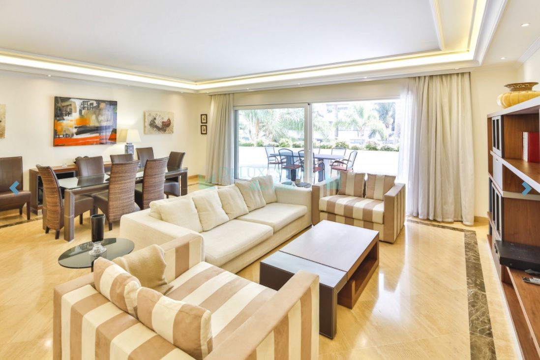 Apartment for rent in Marbella - Puerto Banus