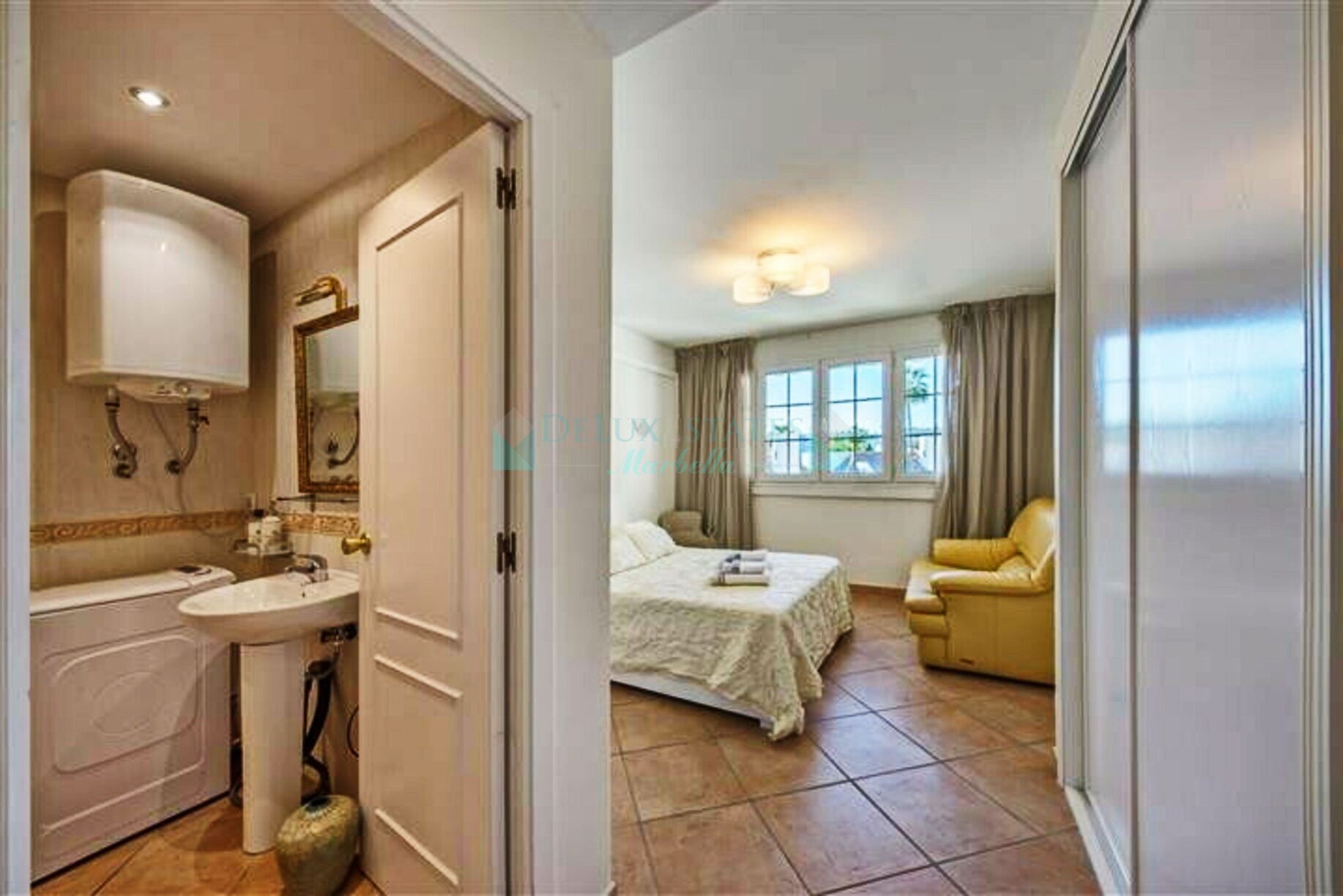 Apartment for sale in Villa Marina, Marbella - Puerto Banus