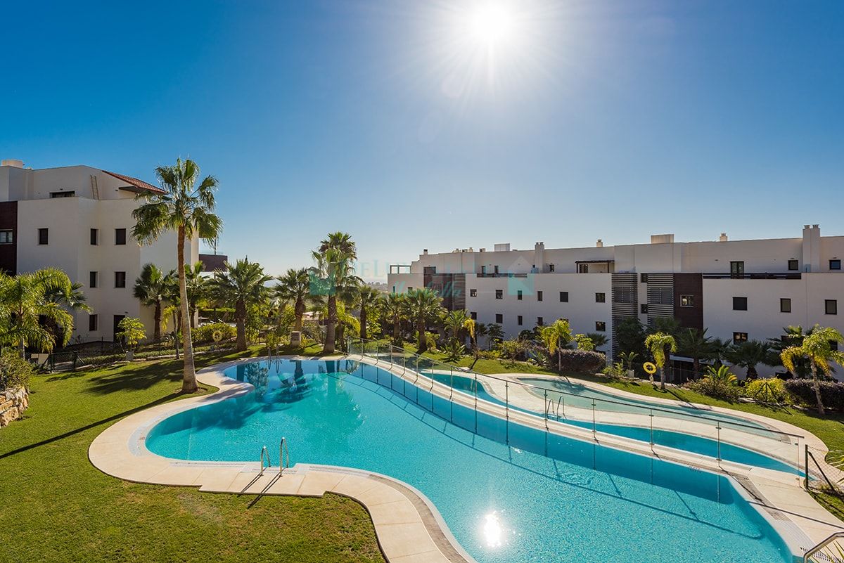 Photo Gallery - Spacious apartment for sale at New Golden Mile, Estepona, Costa del Sol