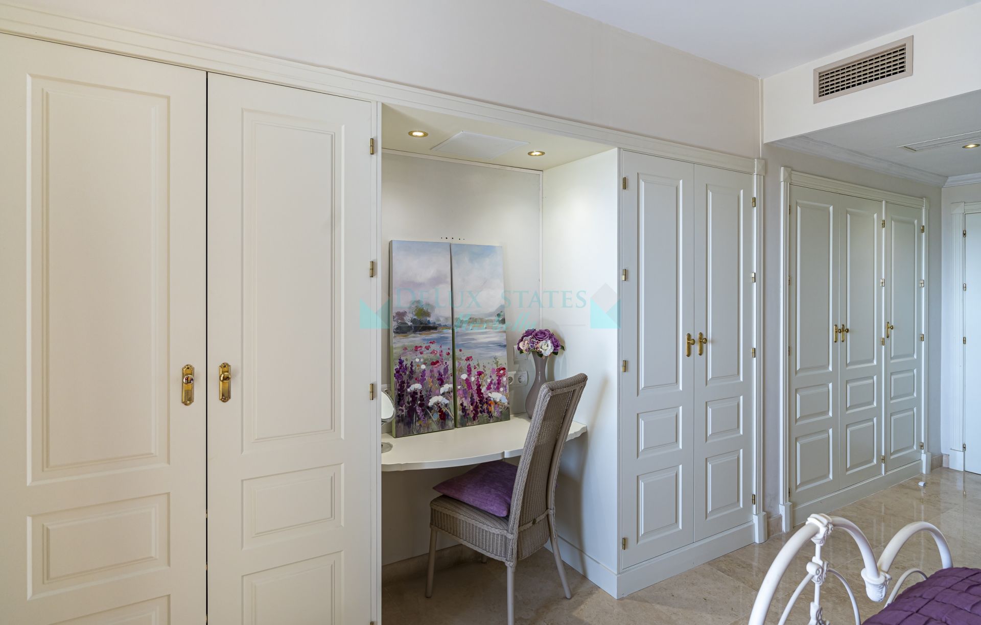 Apartamento en venta en Benavista, Estepona