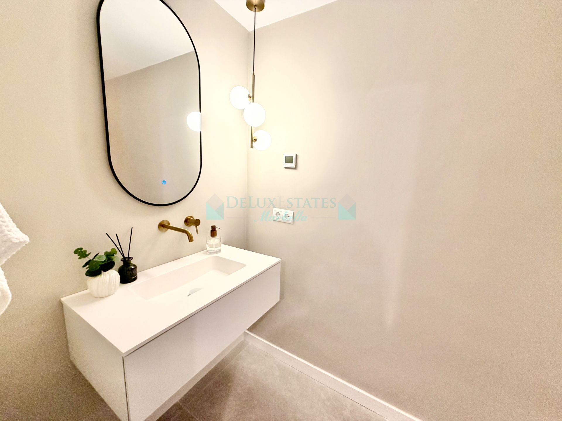 Apartamento en venta en La Quinta, Benahavis