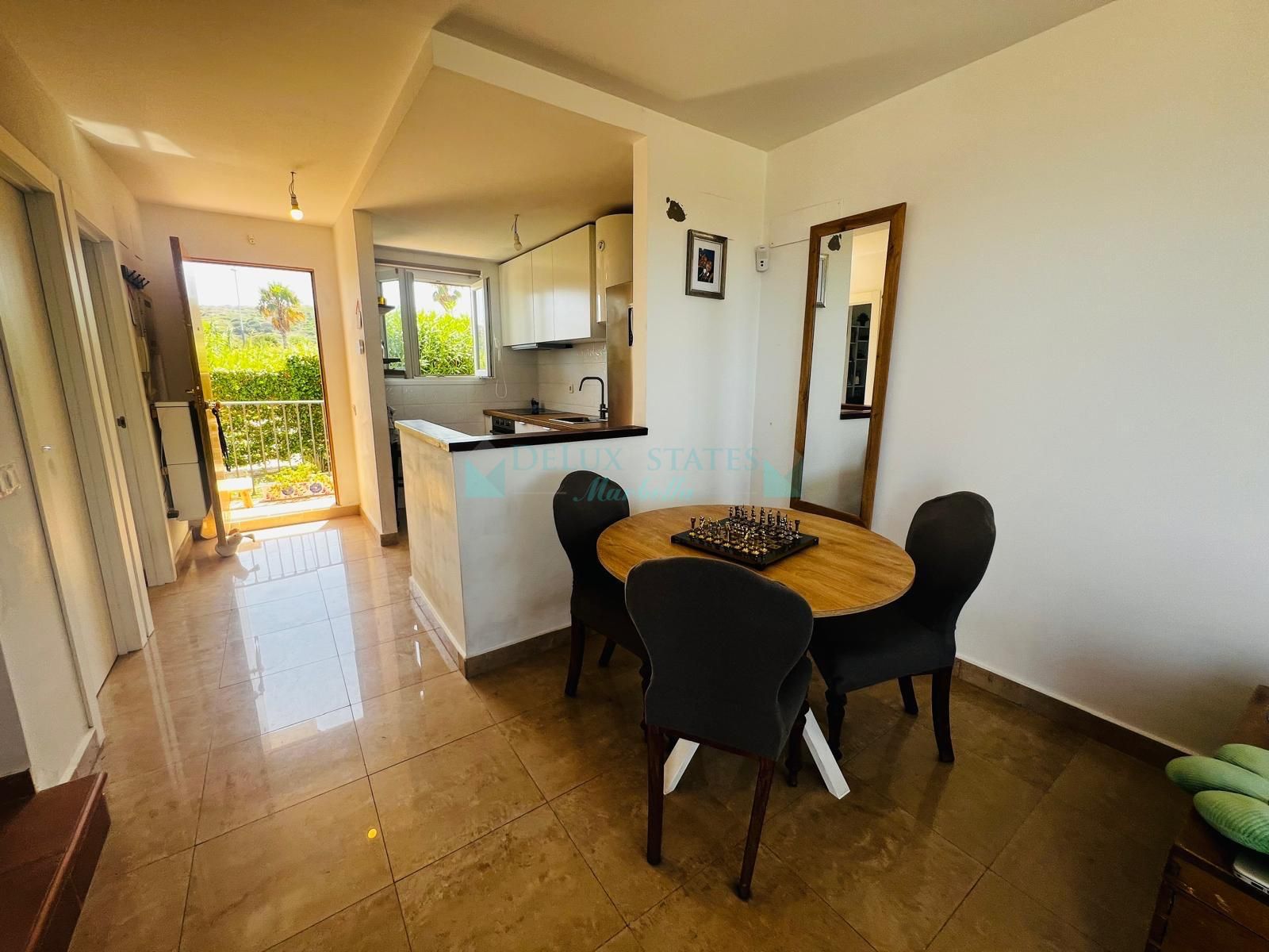 Apartment for sale in Playa Paraiso, Manilva