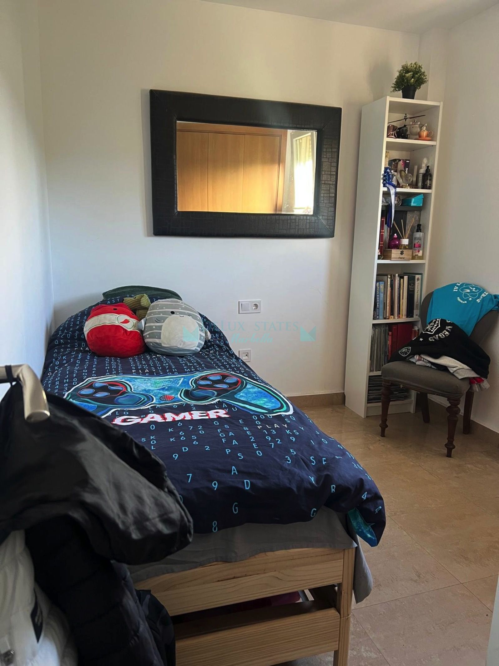 Apartment for sale in Playa Paraiso, Manilva