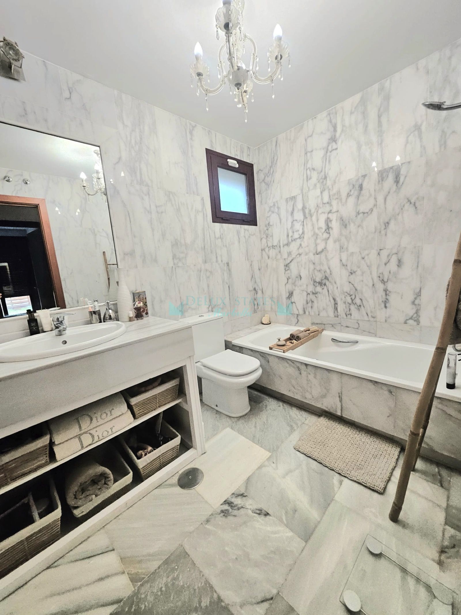 Villa en venta en Parque Botanico, Estepona