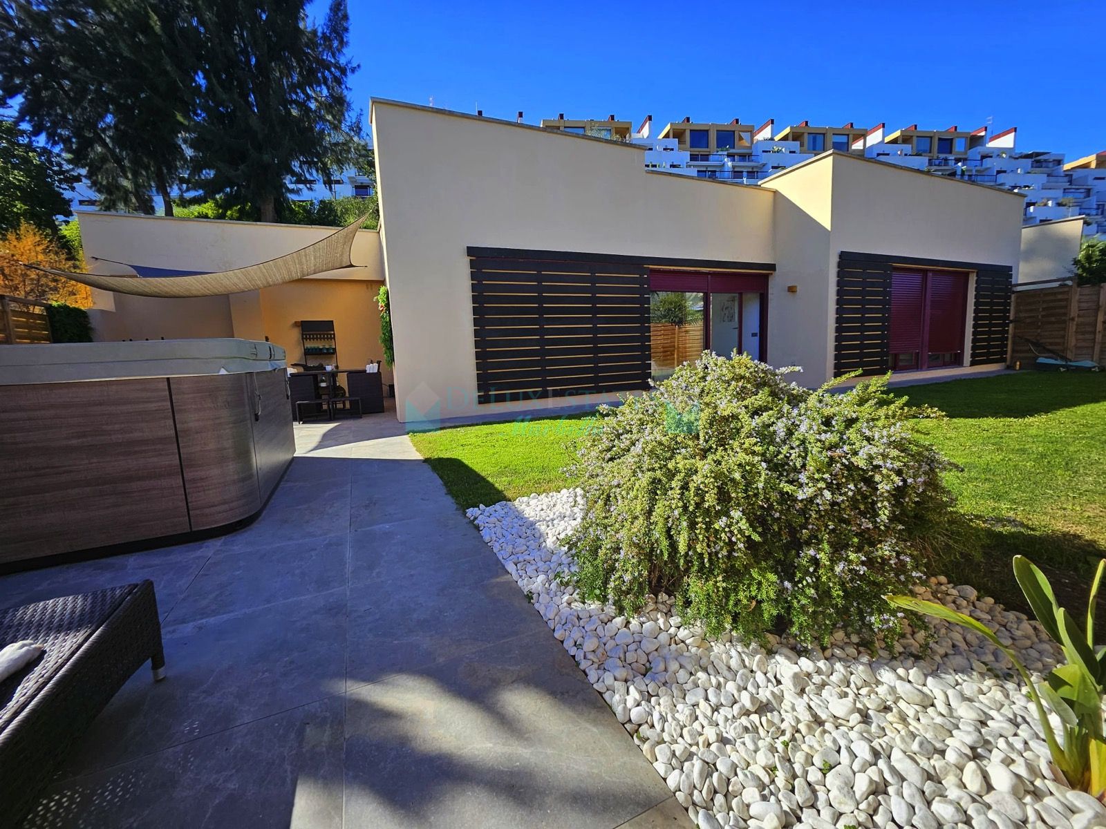 Villa en venta en Parque Botanico, Estepona