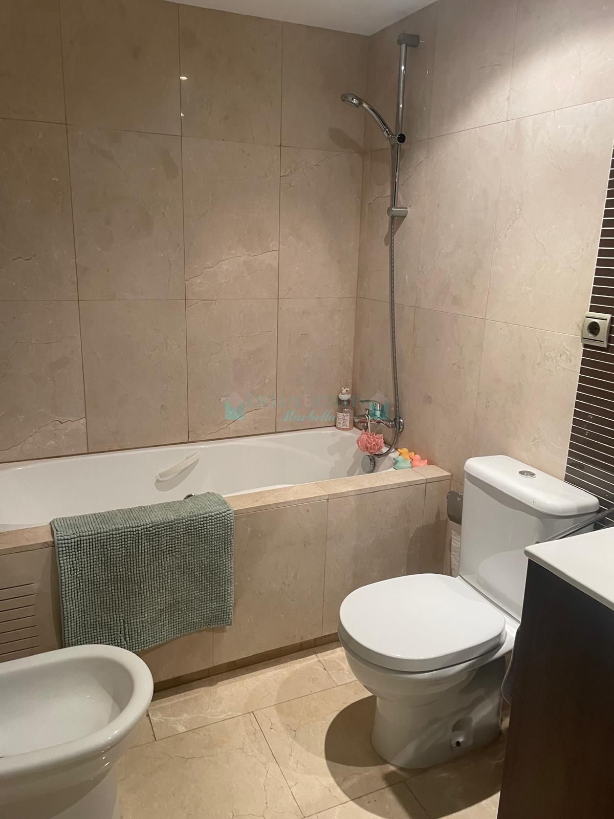 Apartamento Planta Baja en venta en Casares Golf, Casares