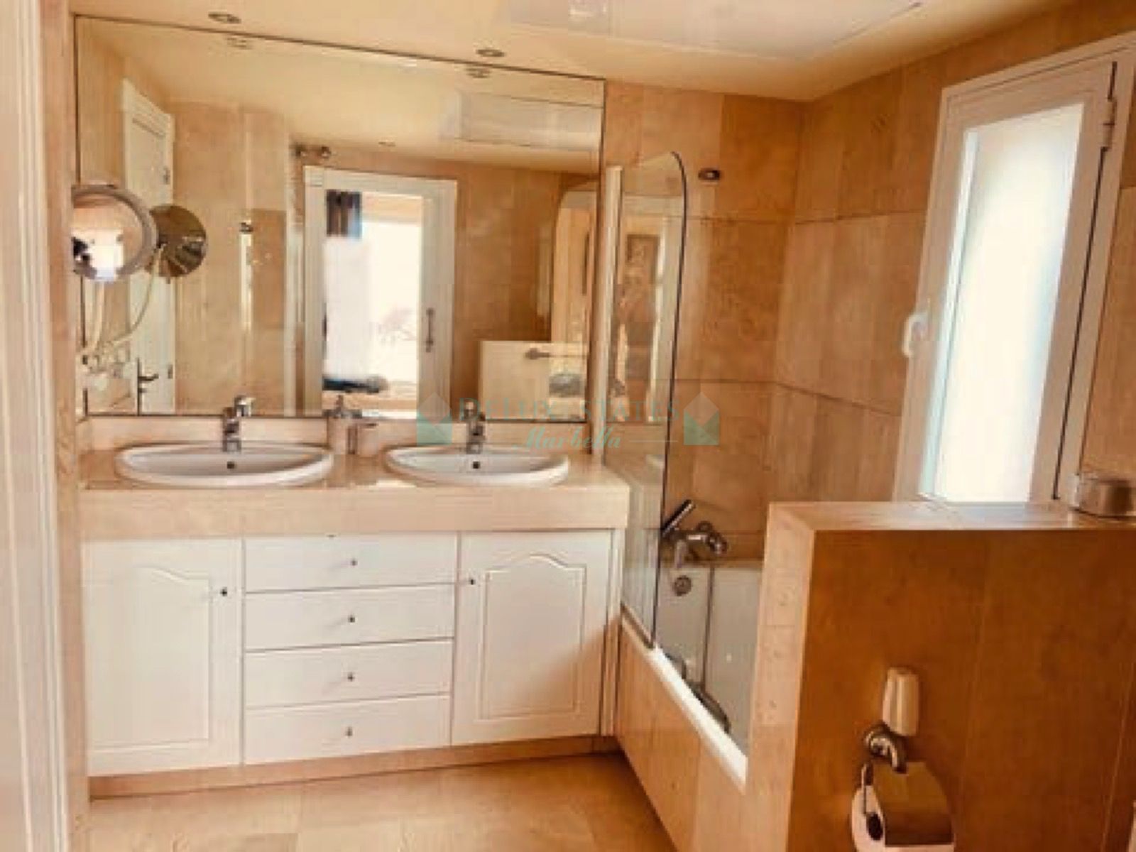 Apartamento Planta Baja en venta en Buenas Noches, Estepona