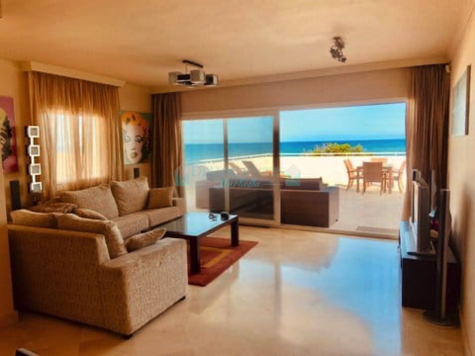 Apartamento Planta Baja en venta en Buenas Noches, Estepona
